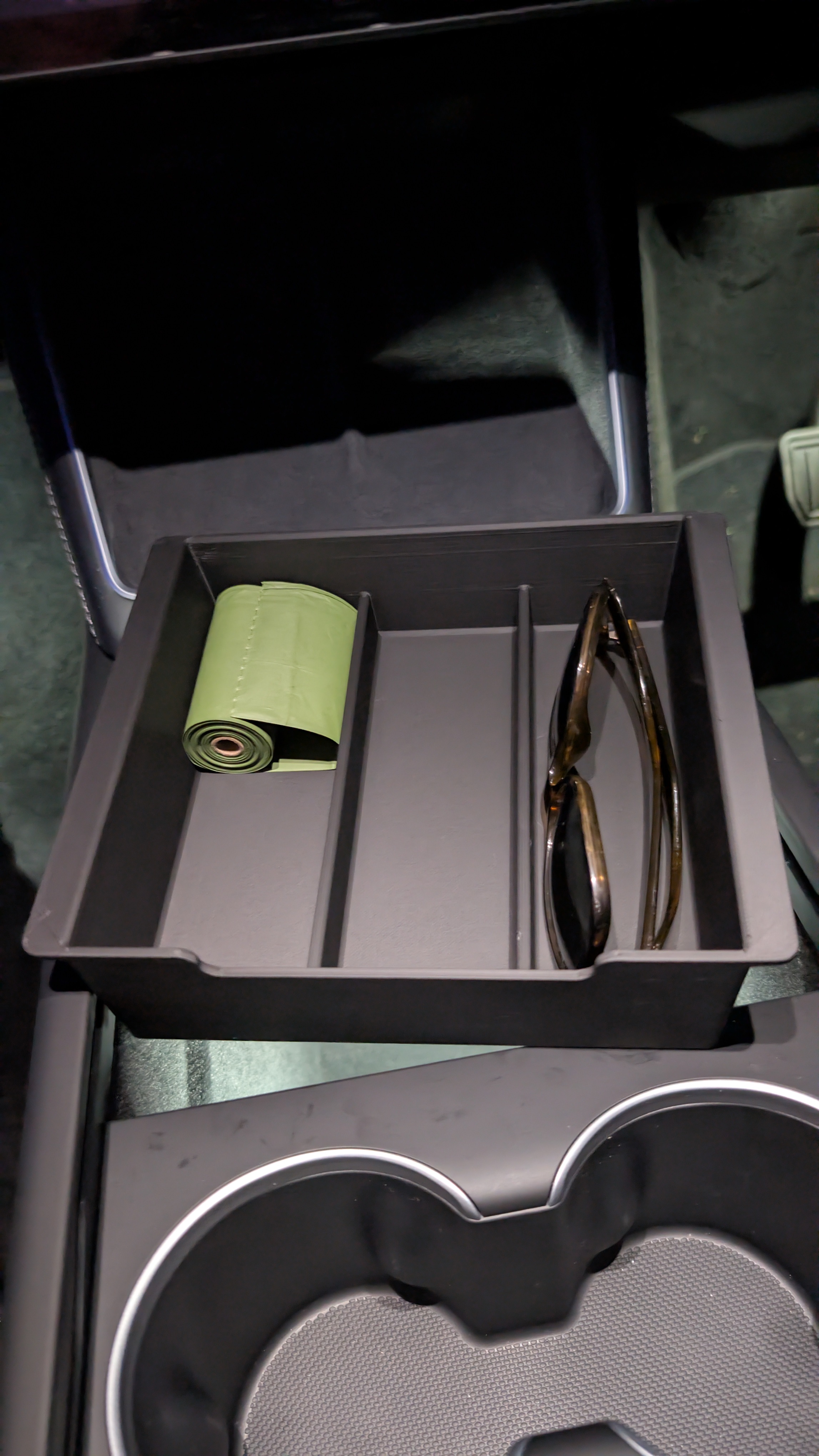 Tesla Model Y Juniper center console tray (Small)