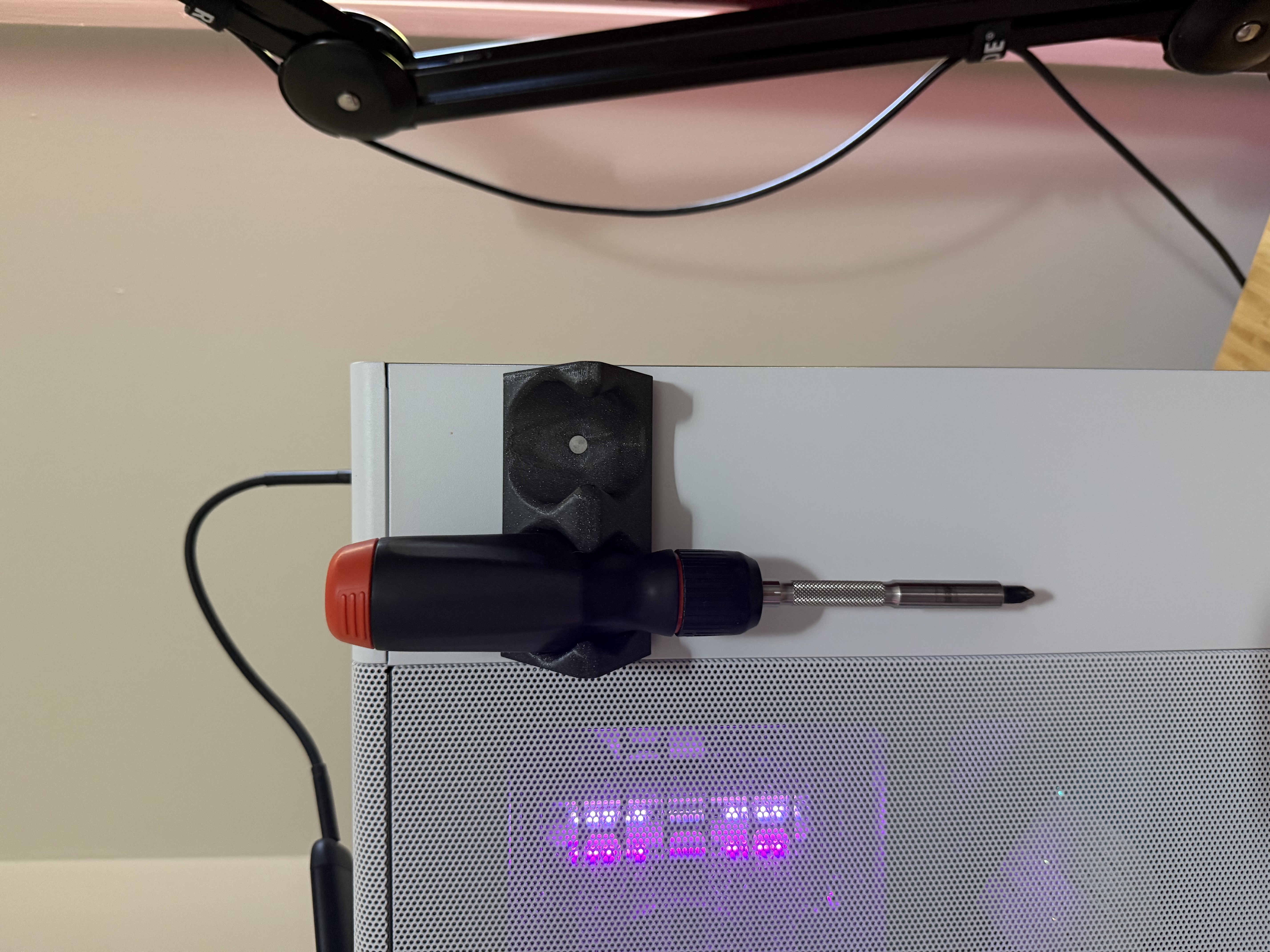 LTT Screwdriver Holder – 1 to 5 Slot Variants for Power Bar Key