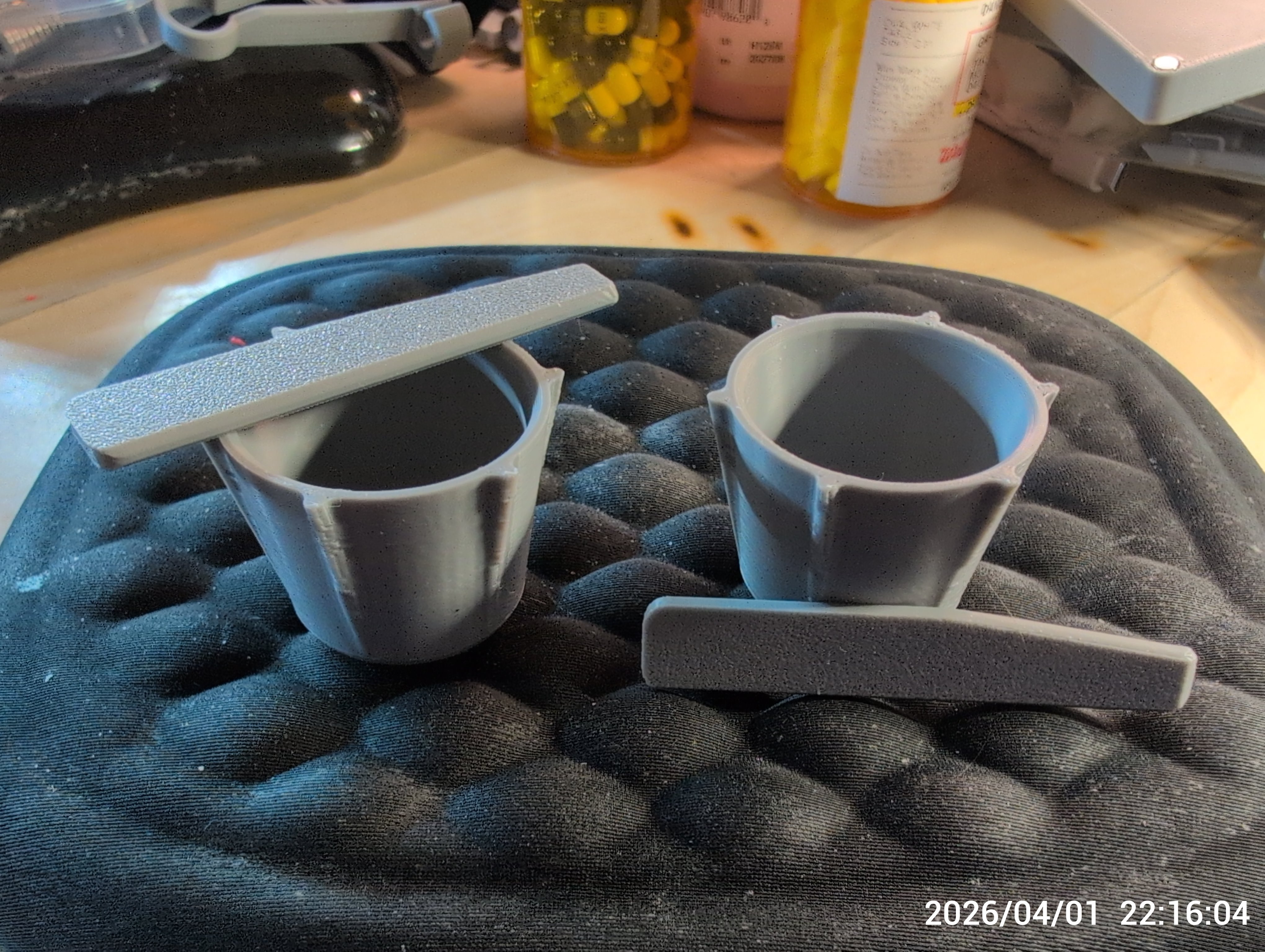 Small 2-Part Epoxy Mixing Cup with matching Mixing Stick/Spreader