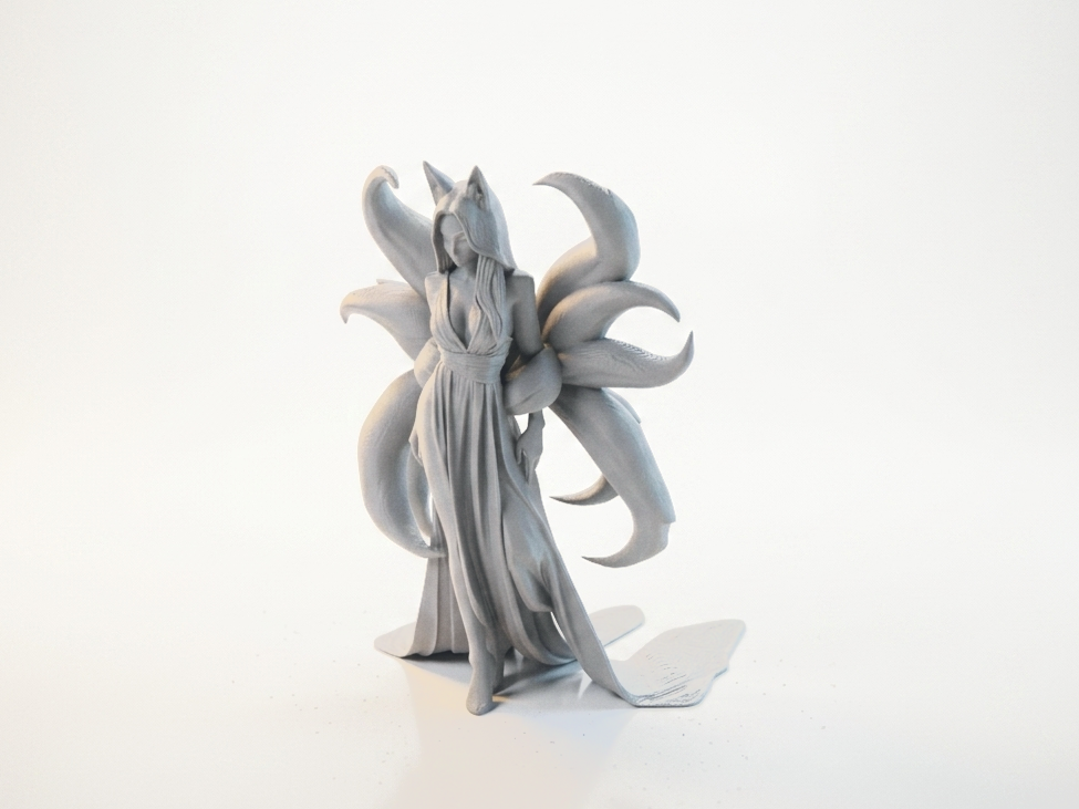 Fashion Queen Female Figure Statue 3D Printable