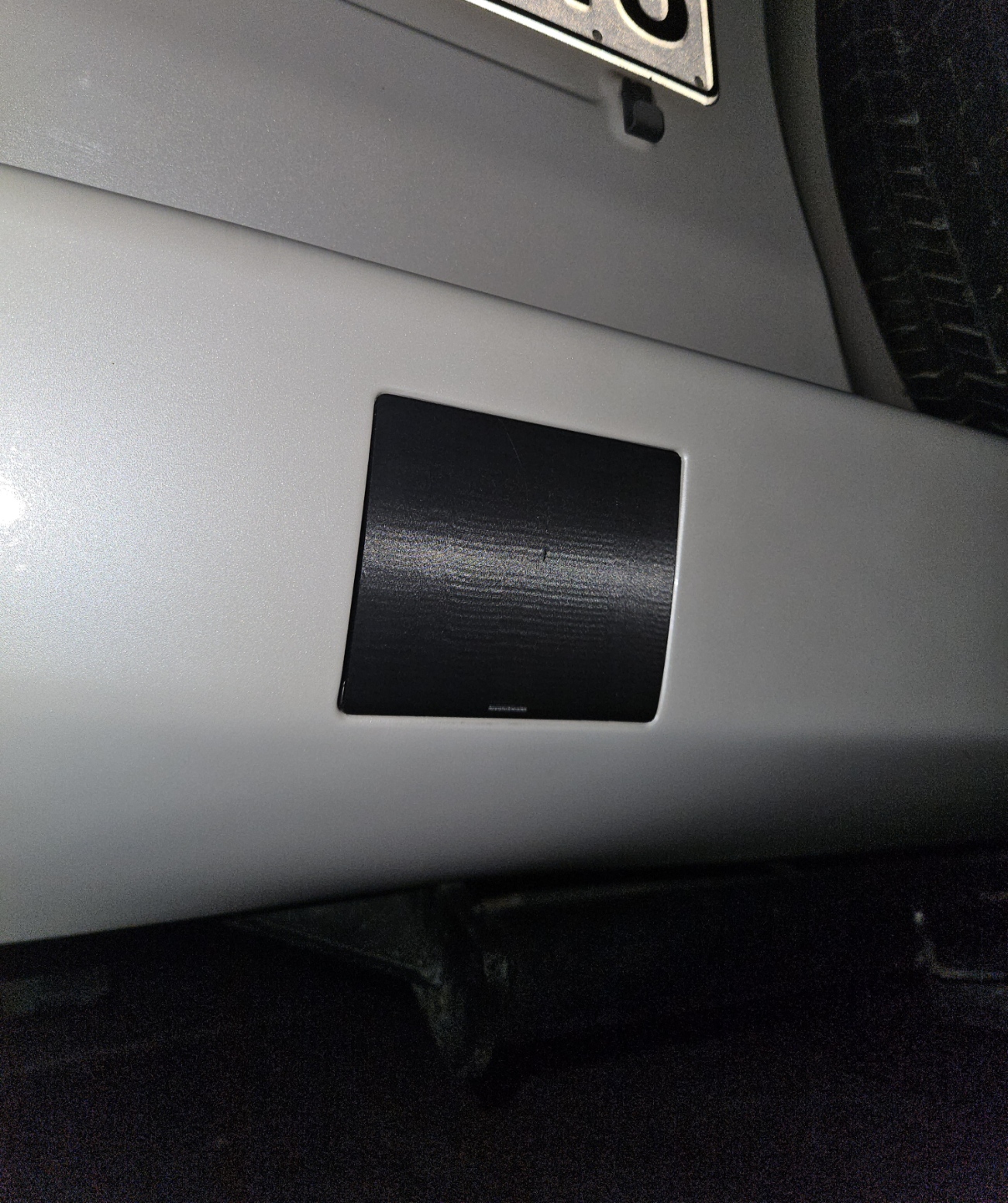Mitsubishi Pajero IO (Pinin) (H76W) bumper cover