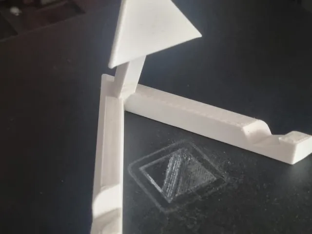 Phone / Tablet holder