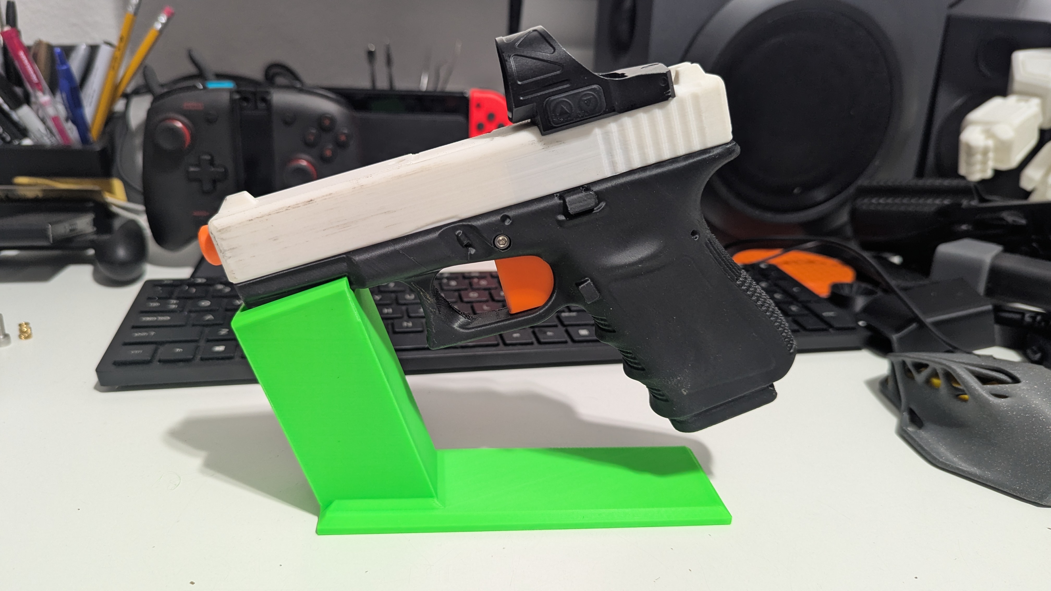 ACE VR HANDSET STAND — thumbnail 3