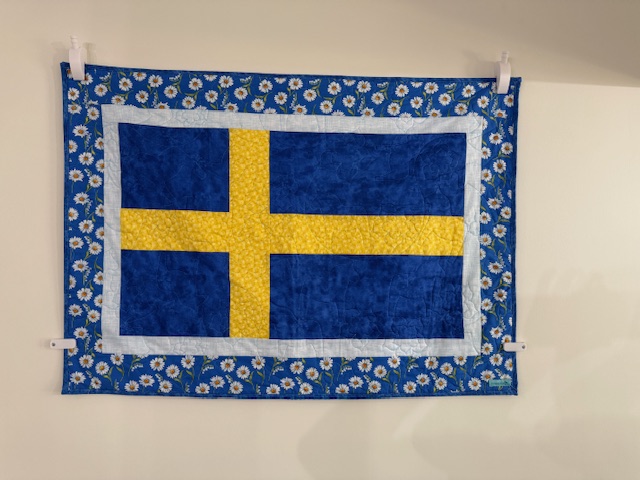 Wall Hanging Clip — thumbnail 3