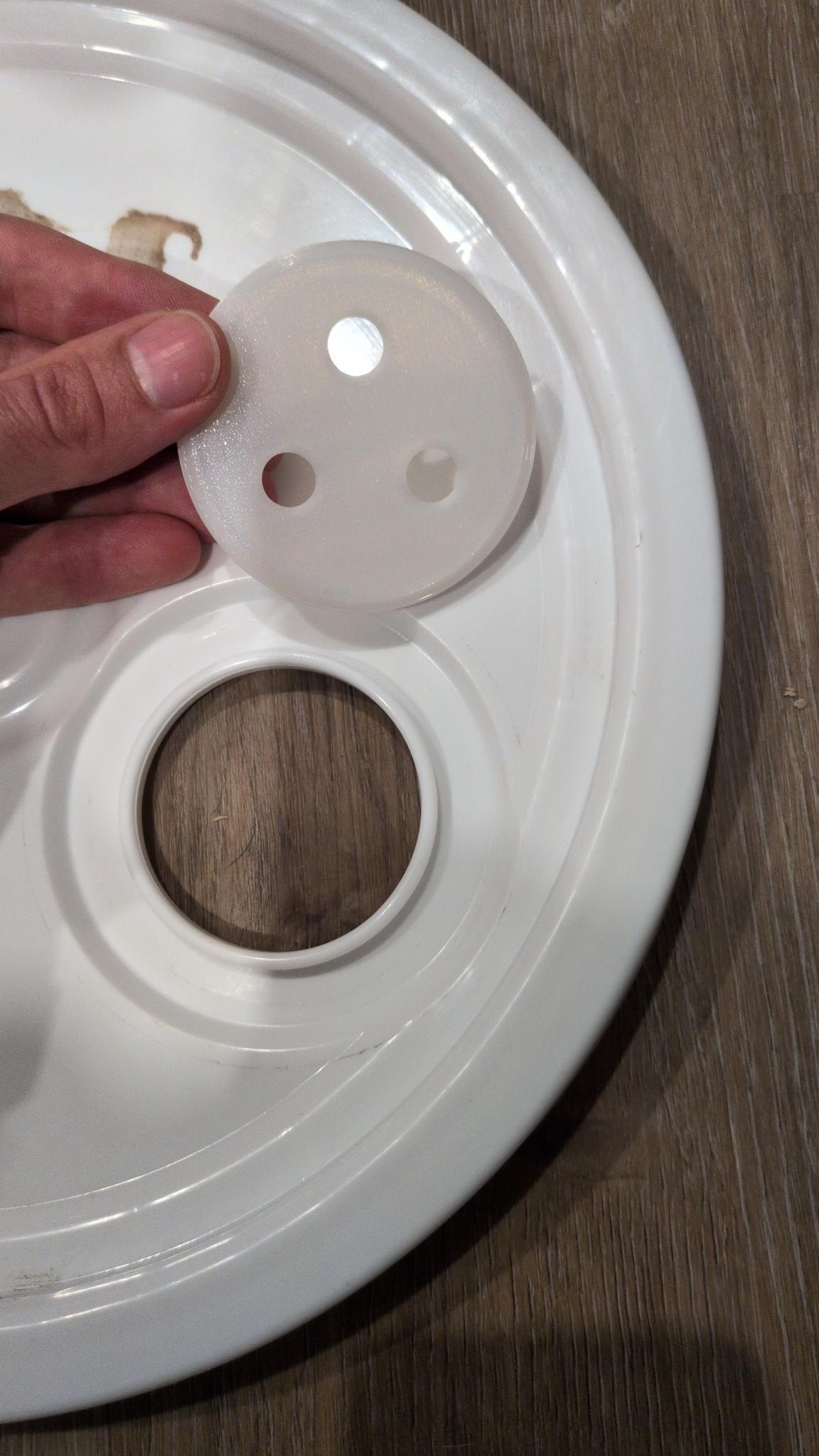 Replacement cap for plastic bucket with spout