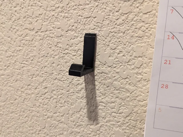 Simple hat hook