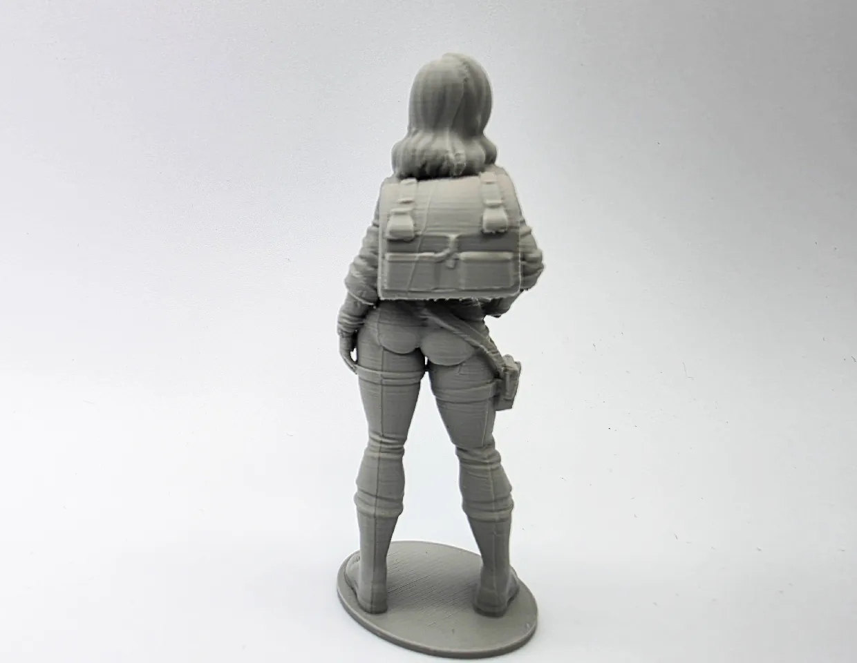 Female Mechanic Figurine by Triple G Workshop | Download free STL