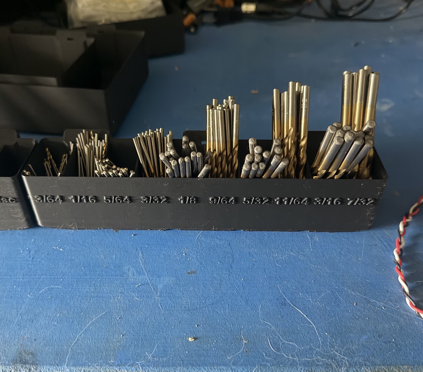 Miniatura 4 do modelo 3D Drill Bit Organizer Peglock-Gridfinity