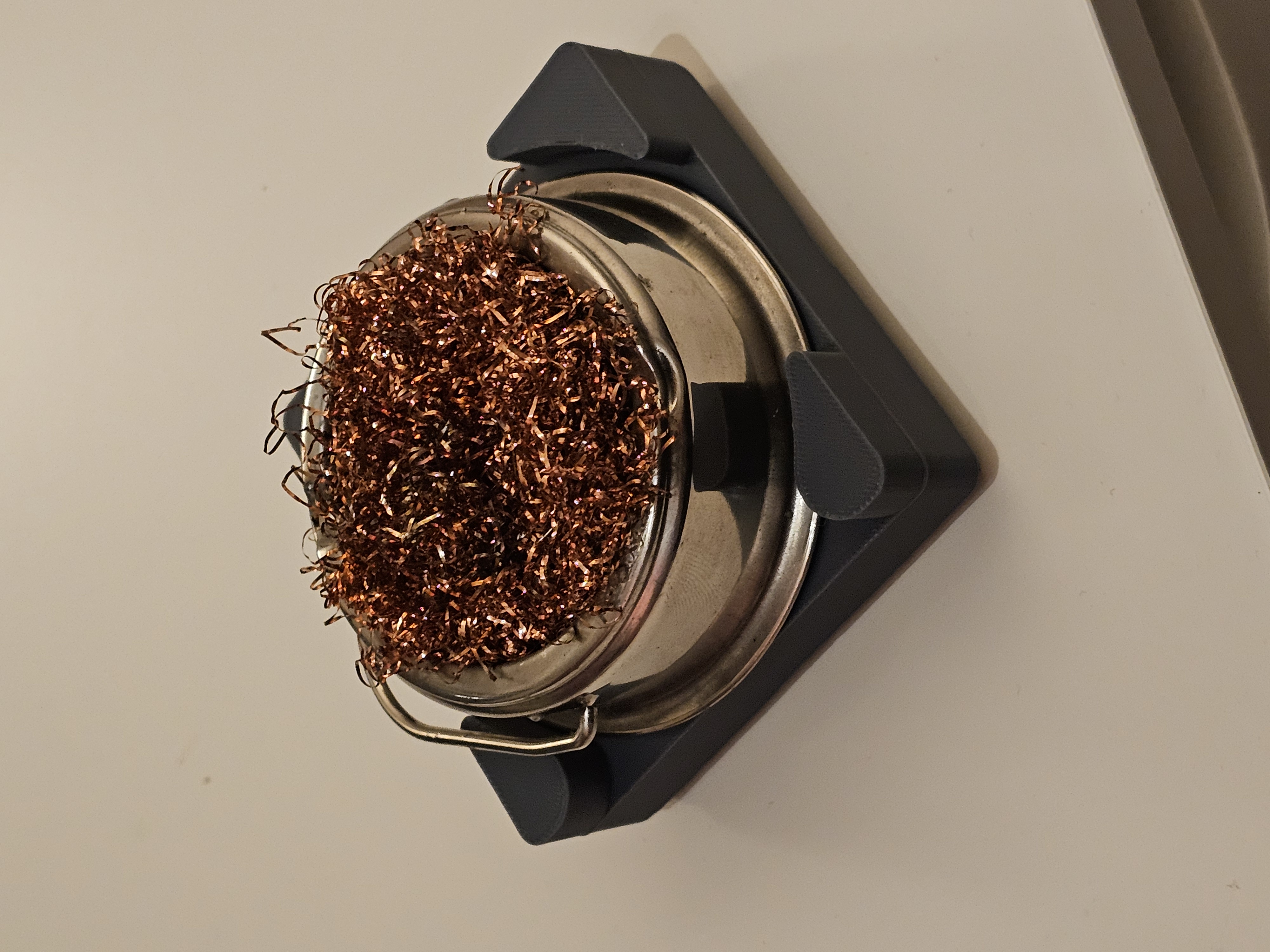 Gridfinity 2x2 Brass Solder Tip Cleaner Holder