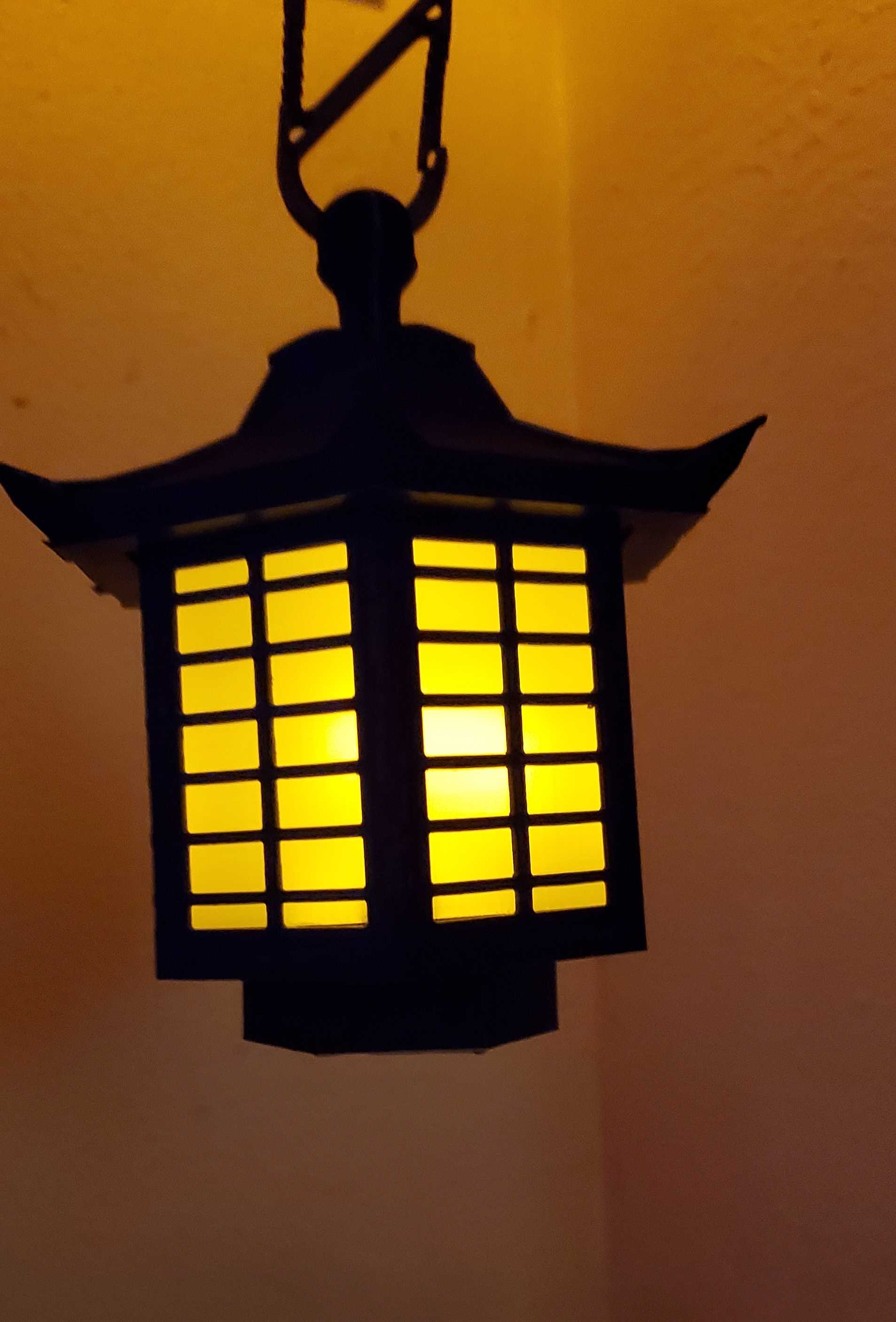 Pagoda Top Tealight Lantern