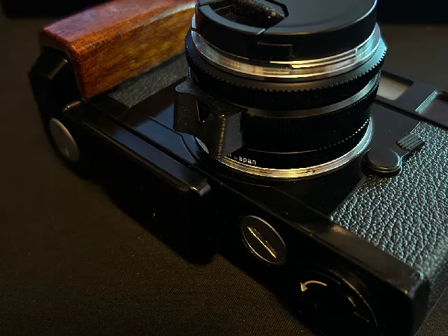 Focus Tab Zeiss ZM Lenses