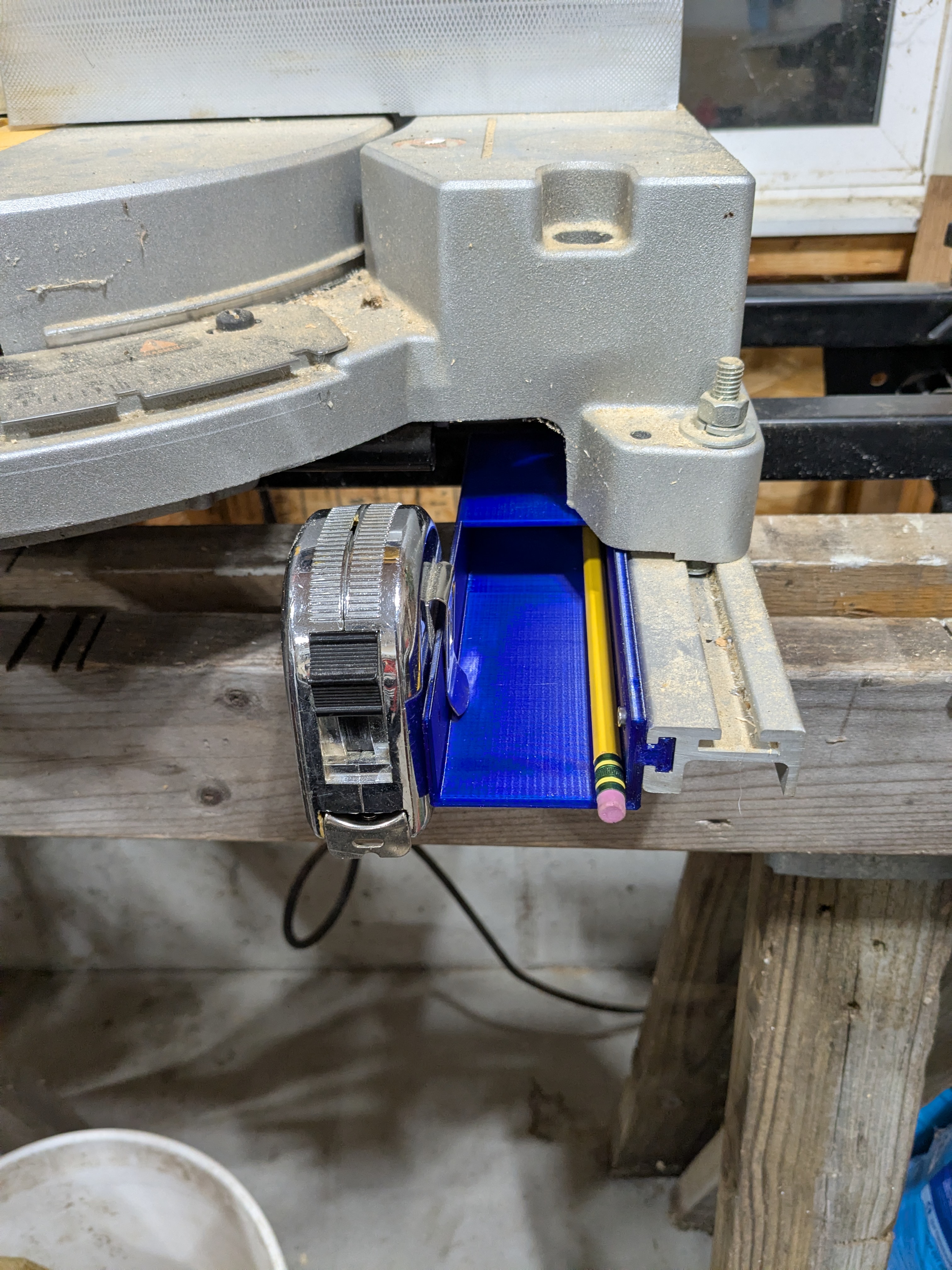 Pencil Holder for Aluminum Extrusion