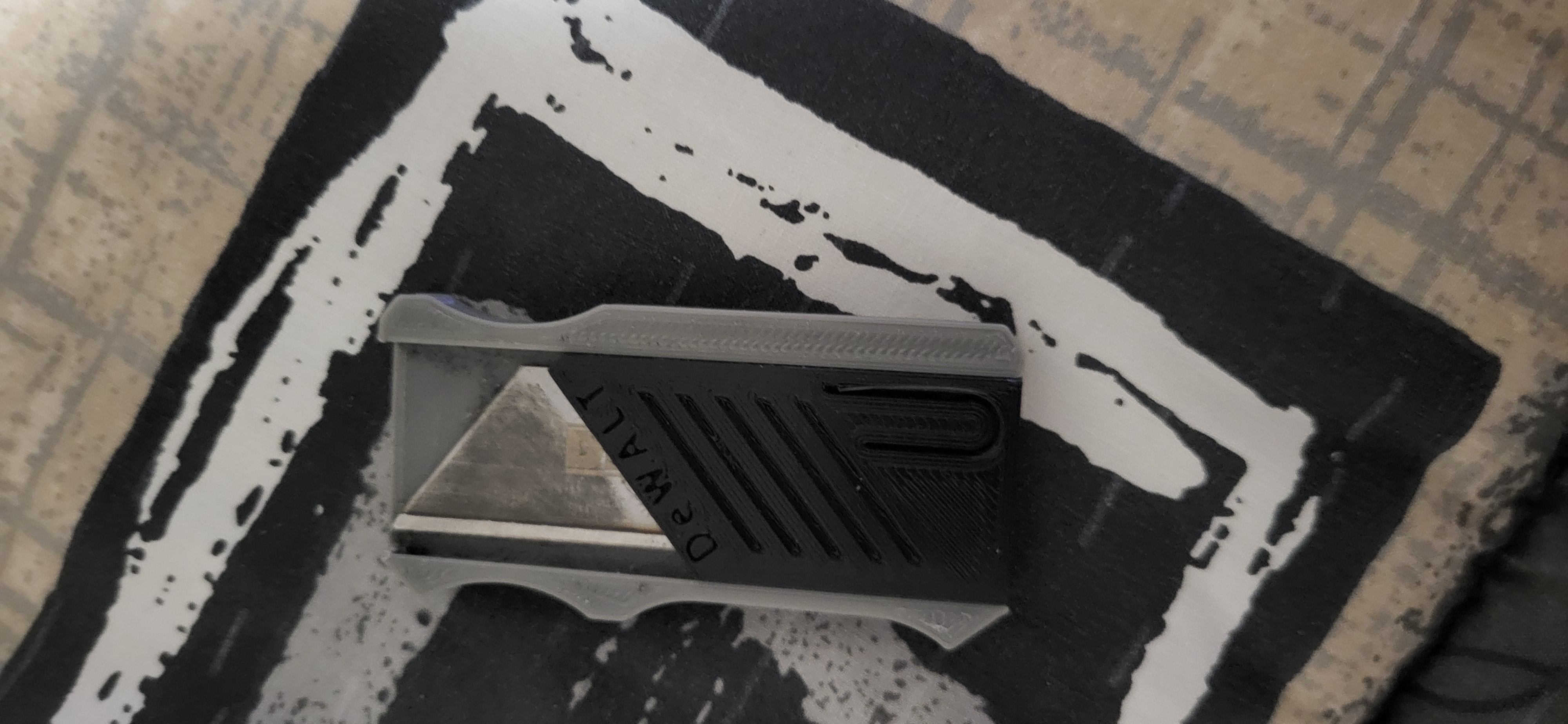 utility knife — thumbnail 2