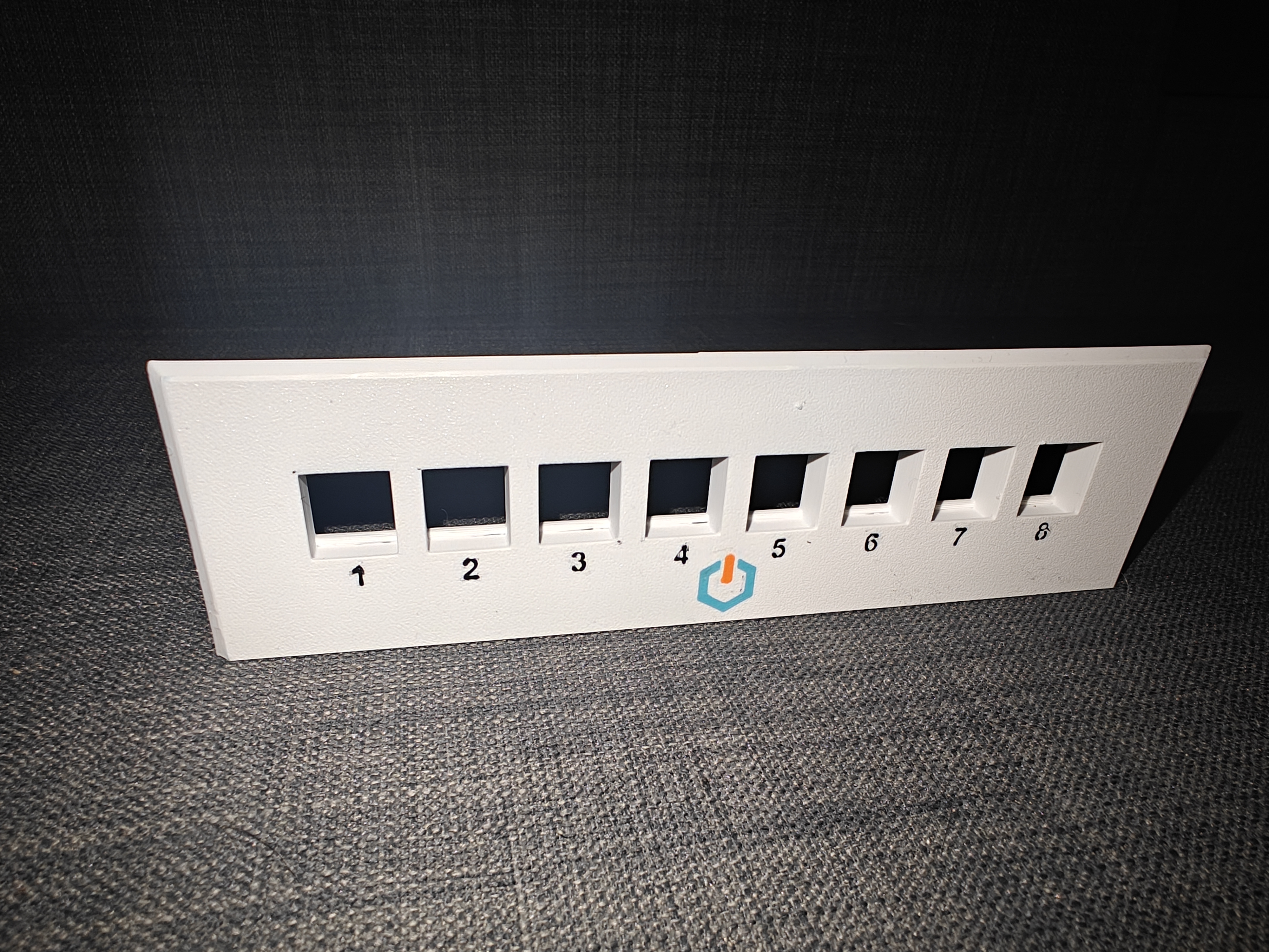 Miniatura 8 do modelo 3D keystone patch pannel for wall mount/trunking