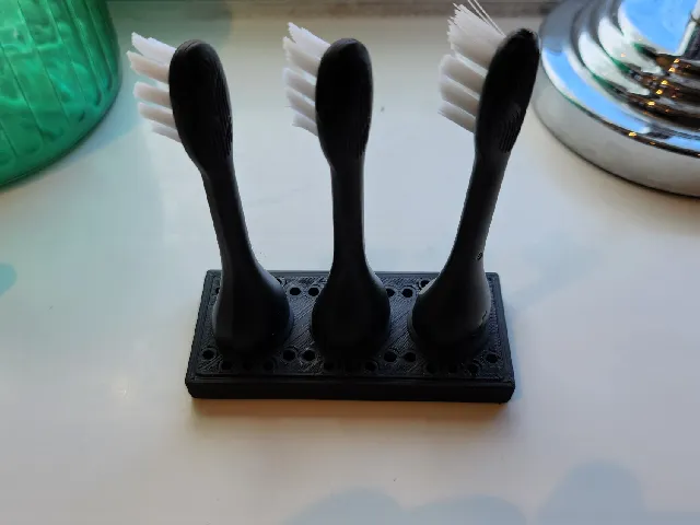 Suri Toothbrush Head Holder / Organiser