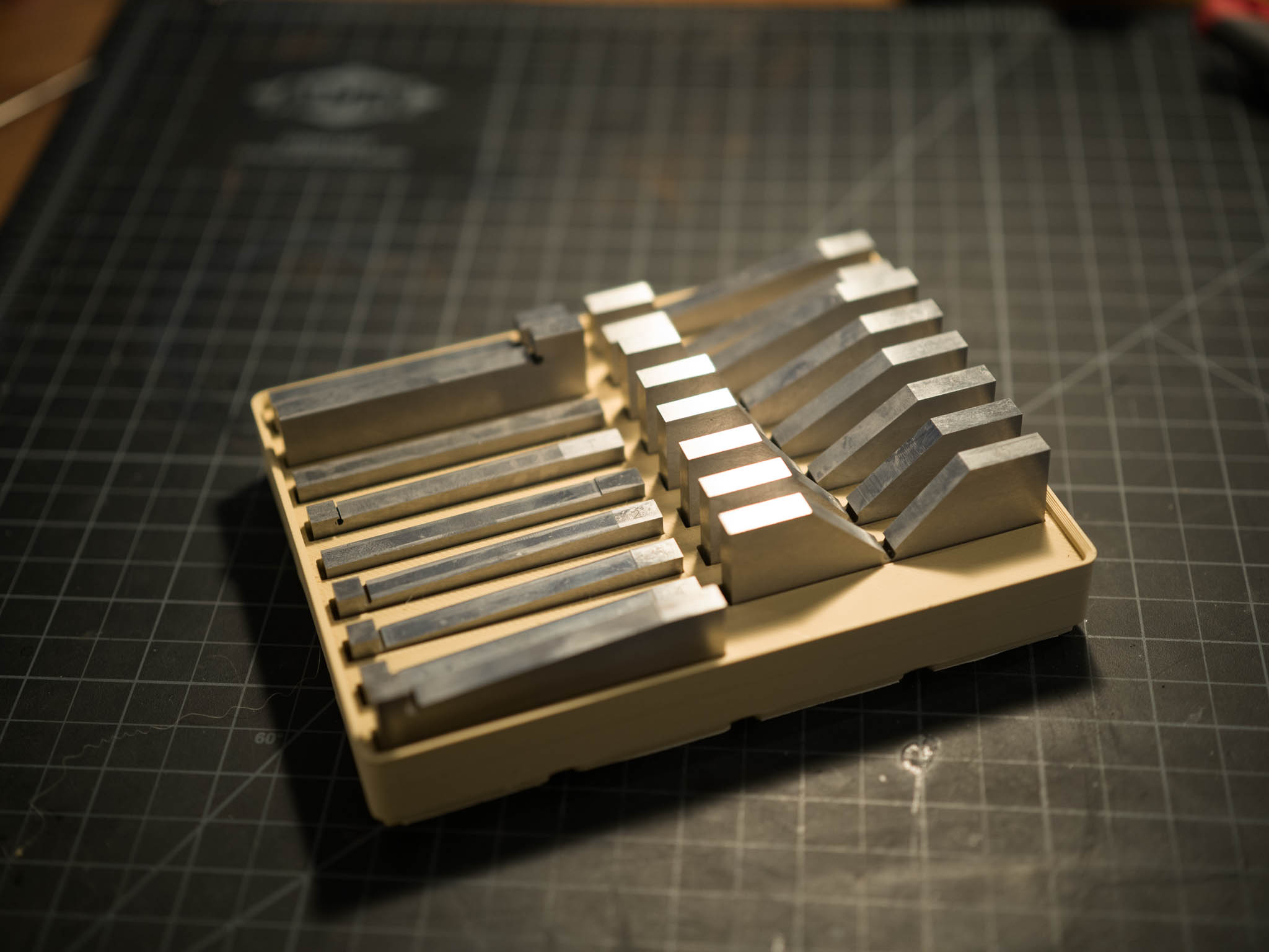 Gridfinity Angle V-Block Set Tray