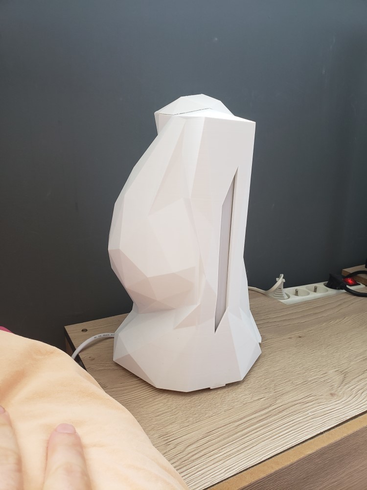 Miniatura 3 do modelo 3D LowPoly bedside table lamp