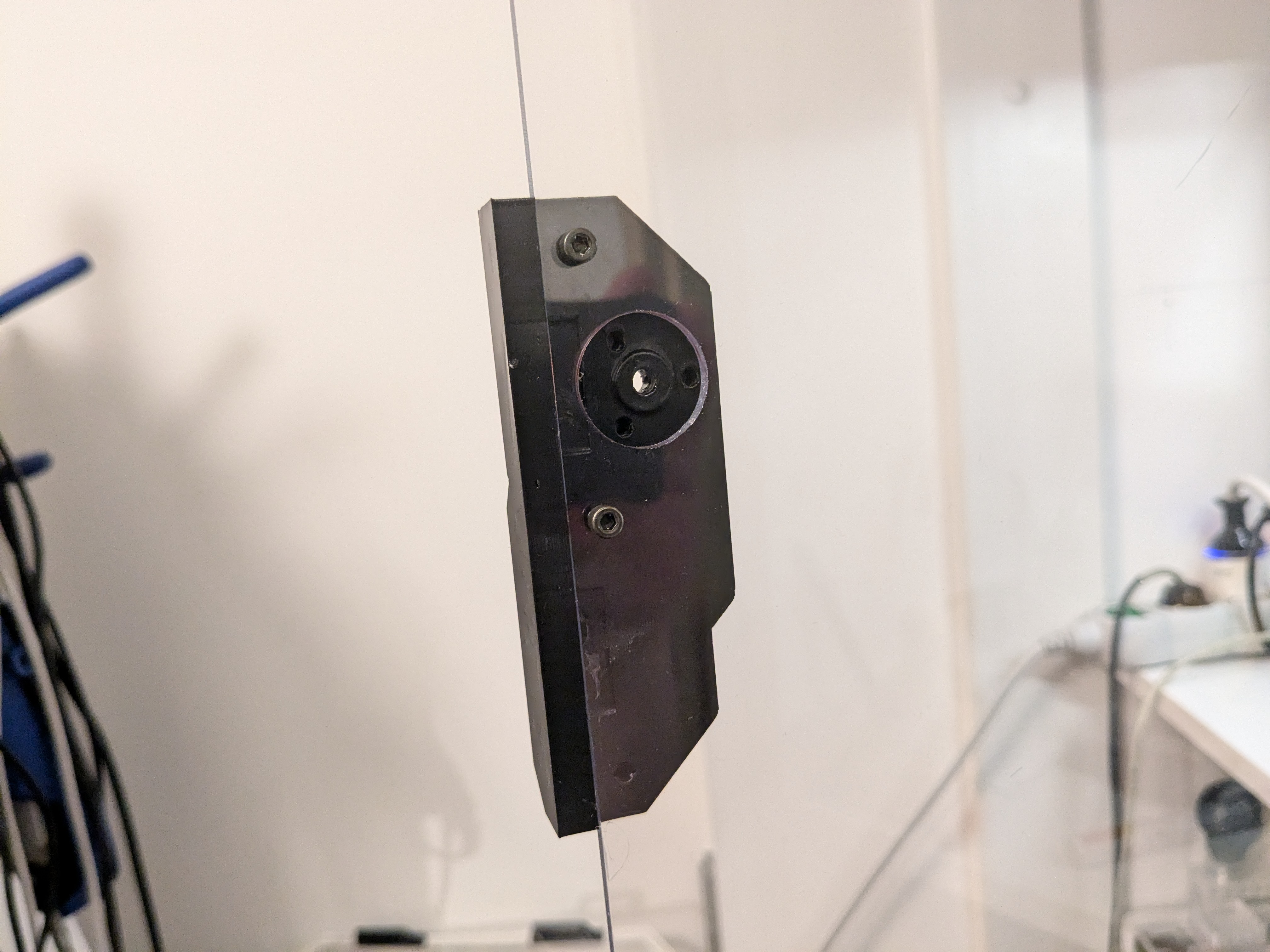 Prusa Mini Enclosure Door Handle with PTFE Magnetic Coupler — thumbnail 2