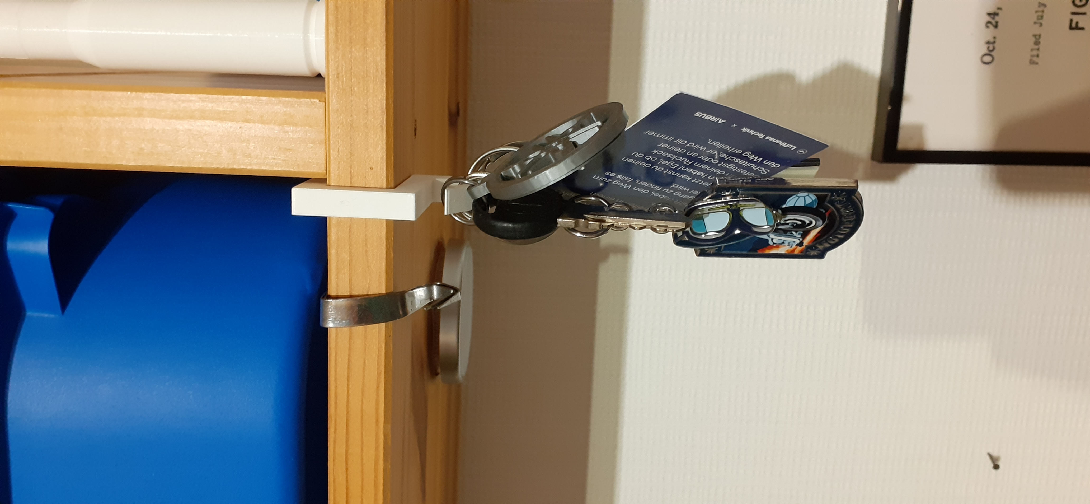 Hook for Ikea shelfs — thumbnail 4