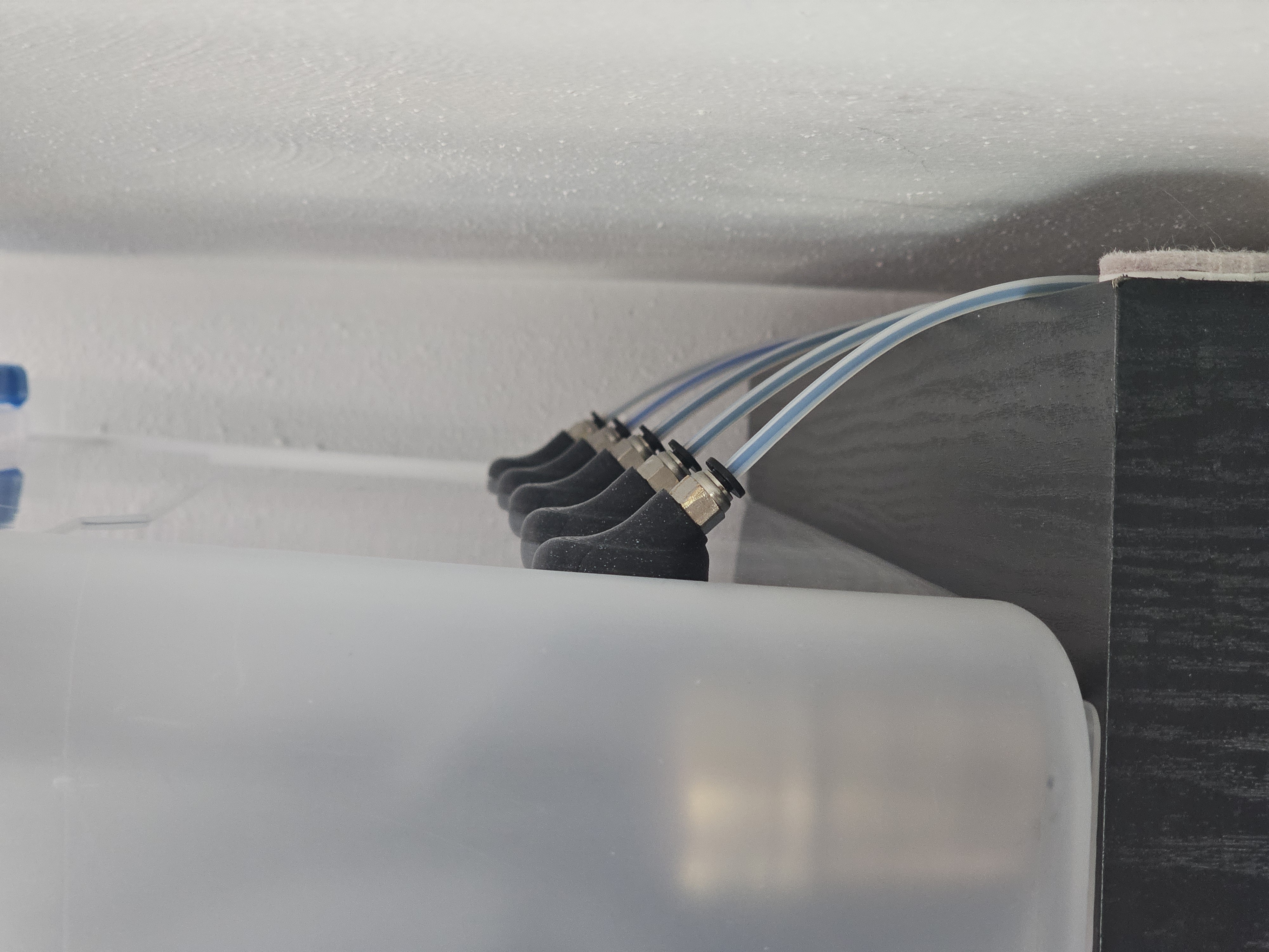 Airtight PTFE/Bowden Tube Passthrough