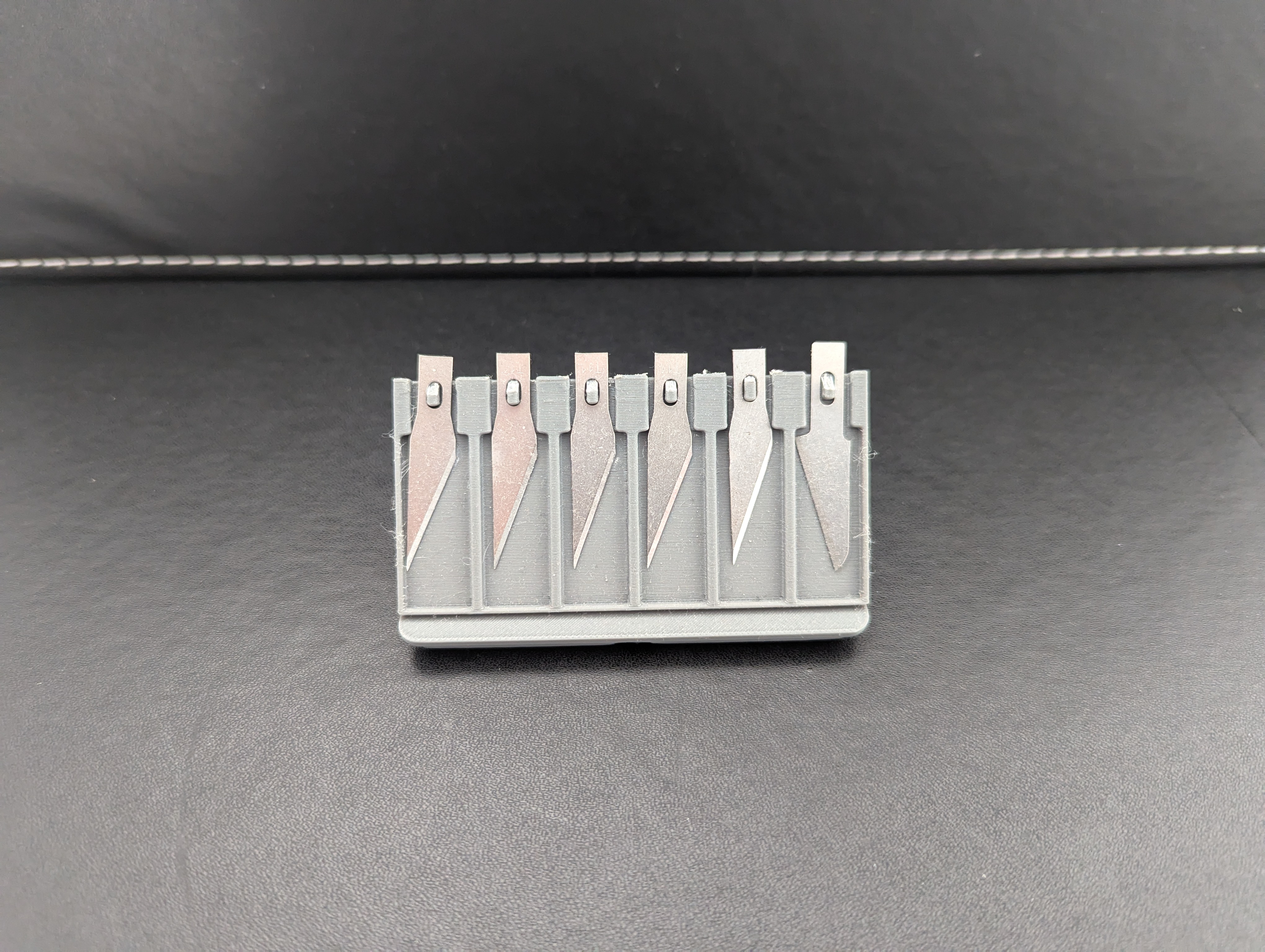 Gridfinity Scalpel Blade Holder