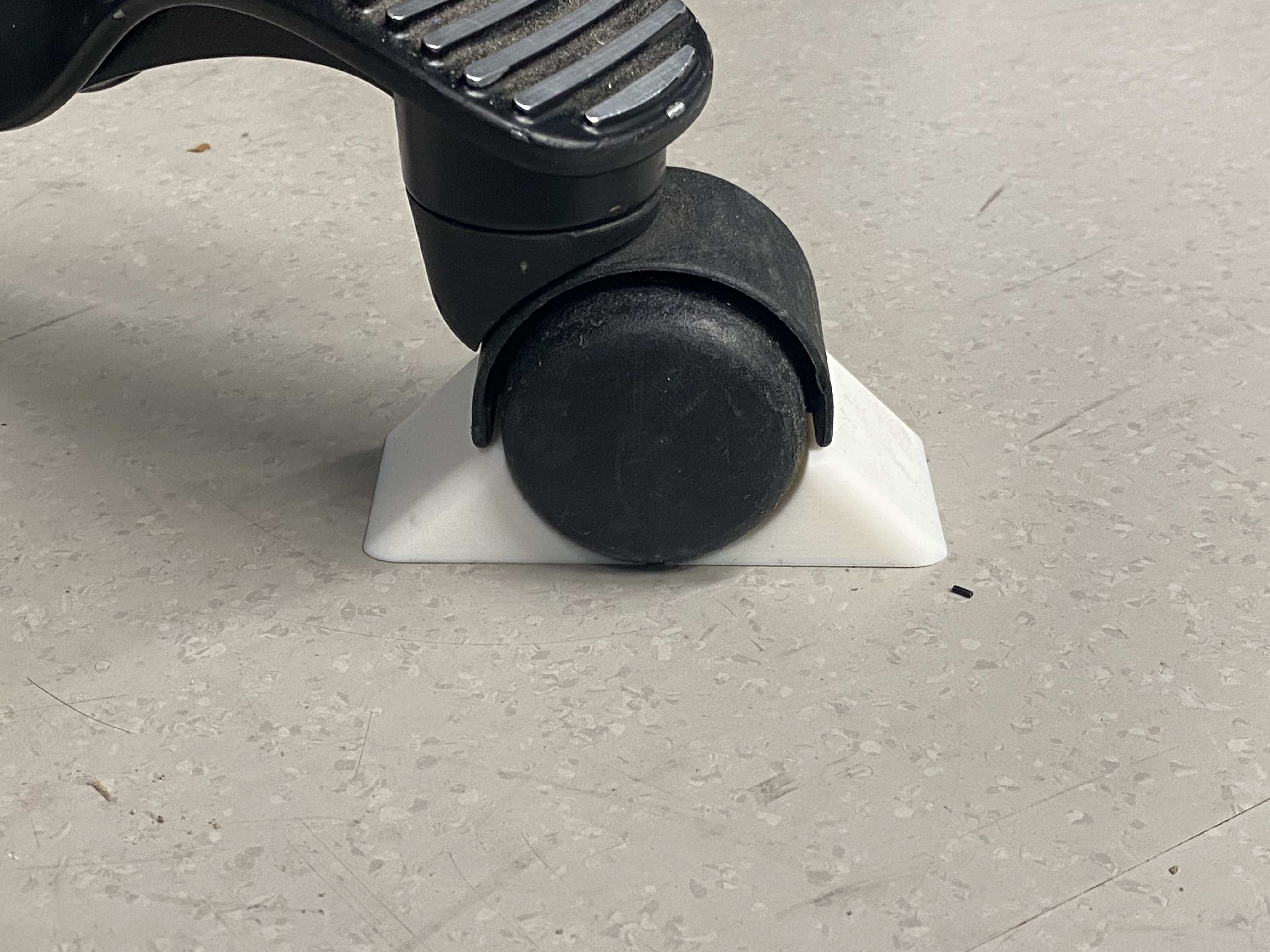 Hemmschuh / Bremse / Keil für Bürostühle