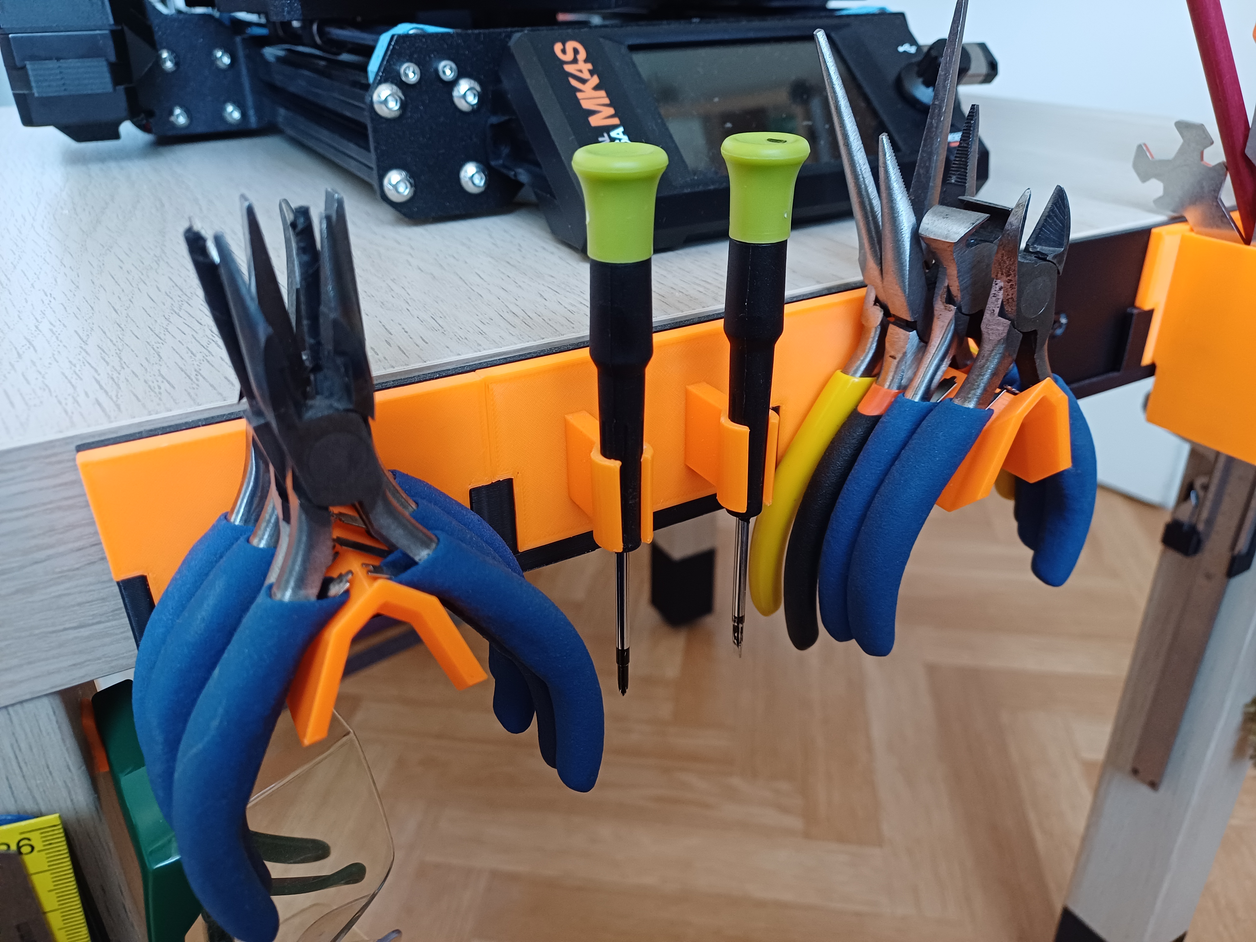modular tool holder strip