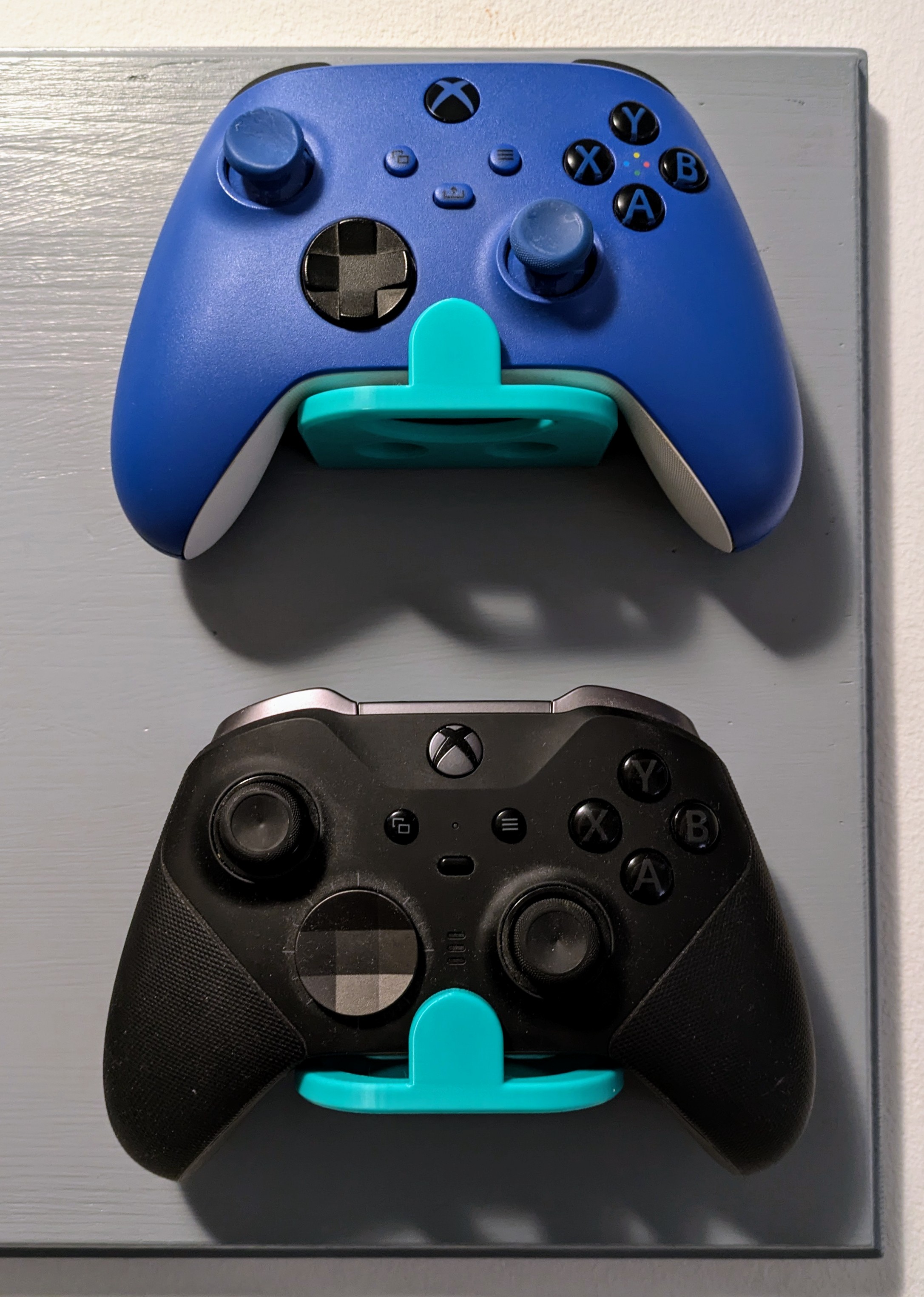 Universal Controller wall mount Xbox / PS4 / PS5 / Nintendo Switch / PC