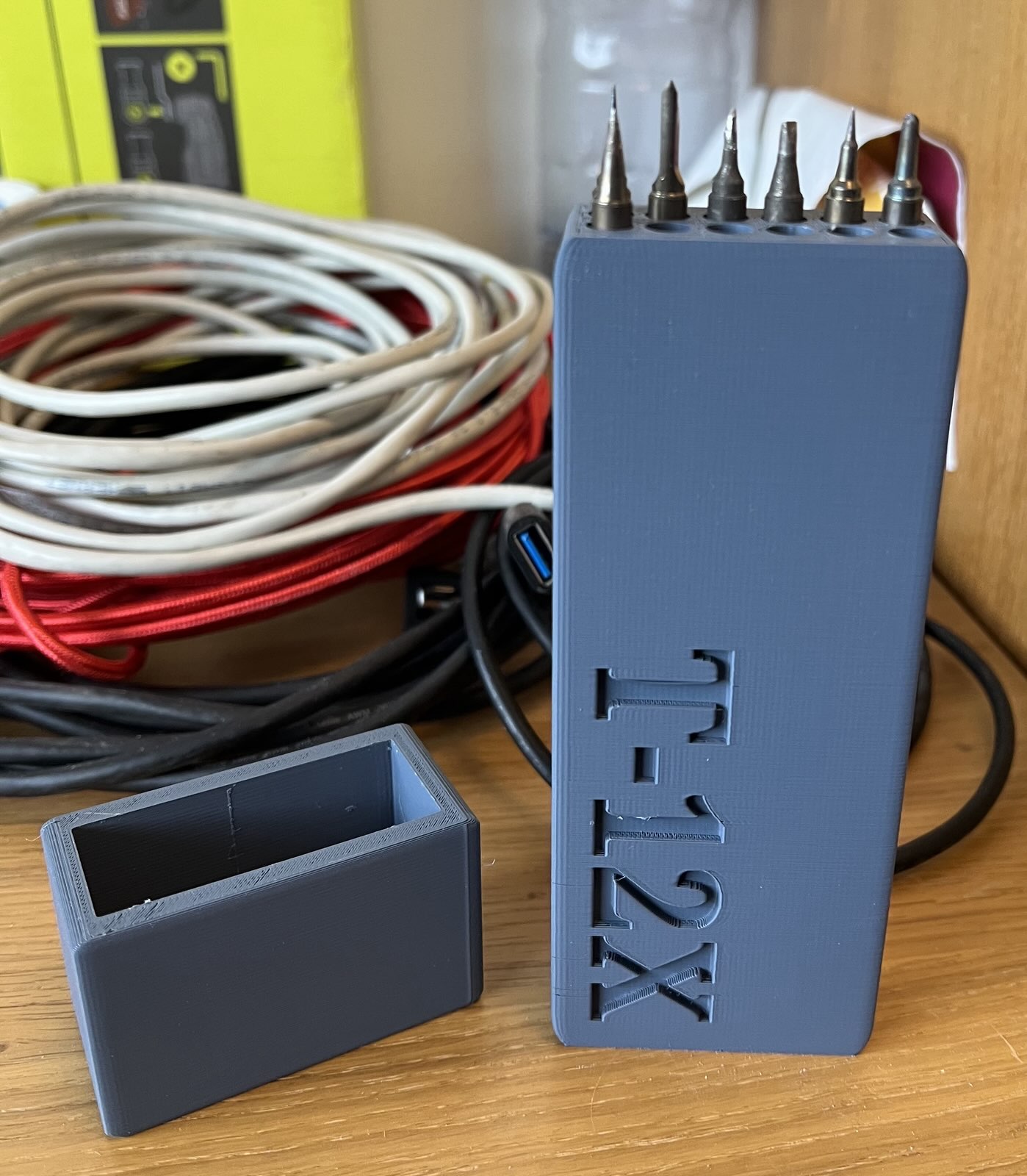 T12X - Soldering iron tips case holder