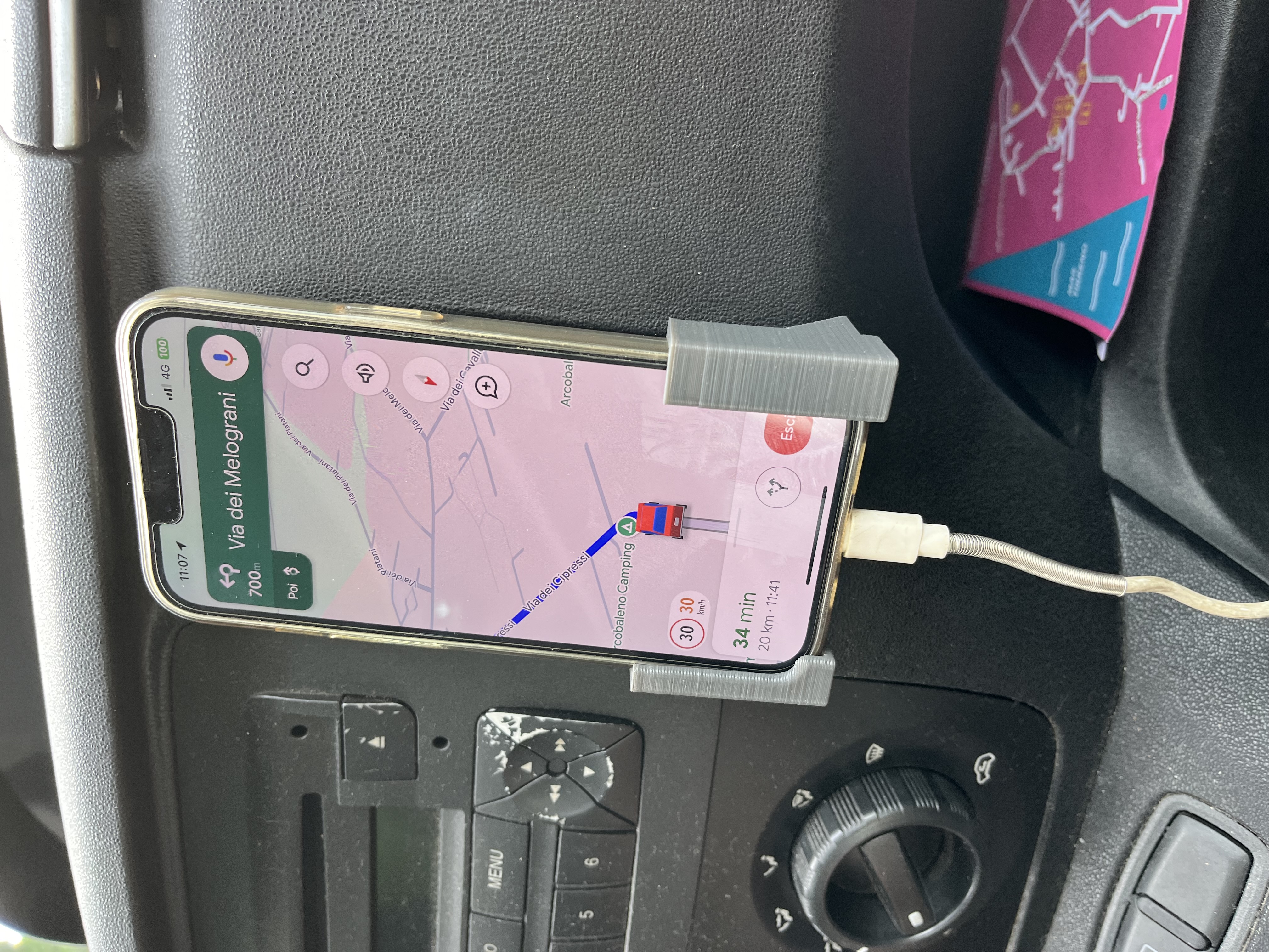 Holder for iphone 13 pro on Fiat Idea