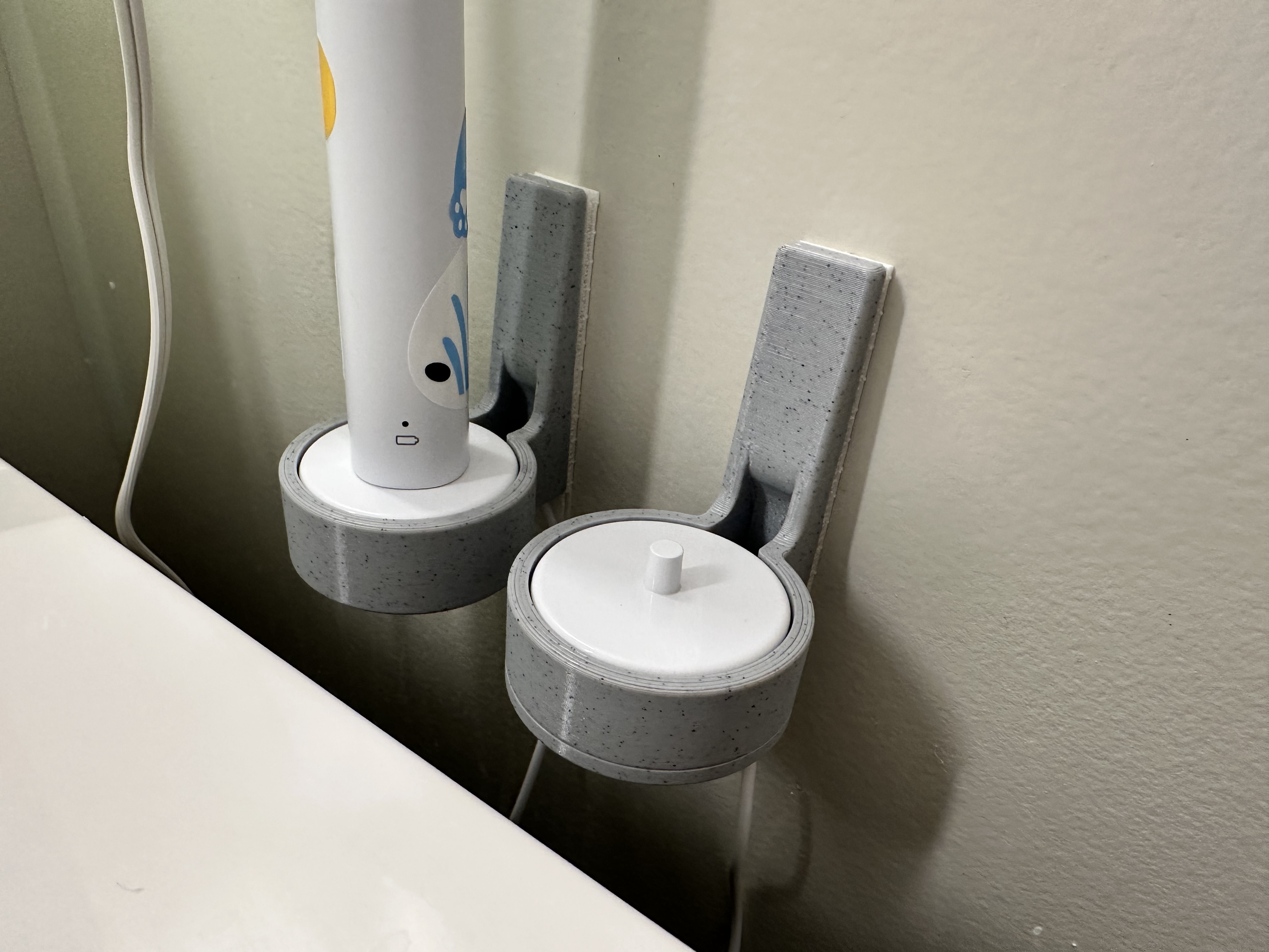 Sonicare for Kids: Pet Edition charger stand