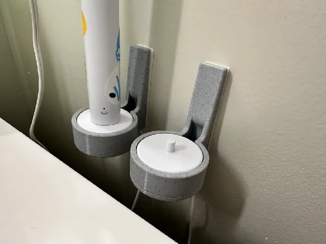 Sonicare for Kids: Pet Edition charger stand