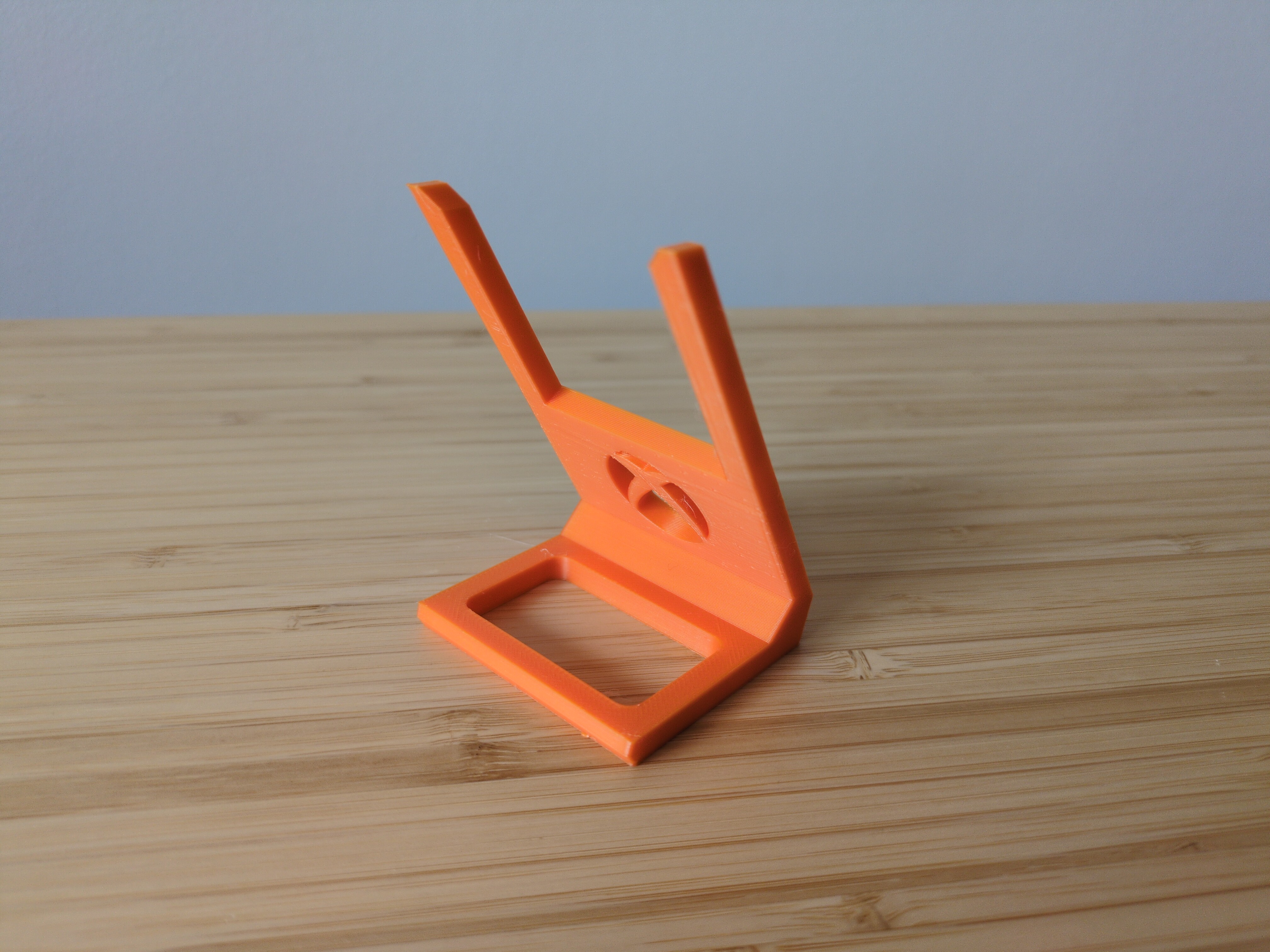Miniatura 3 do modelo 3D Xbox 360 Controller Stand