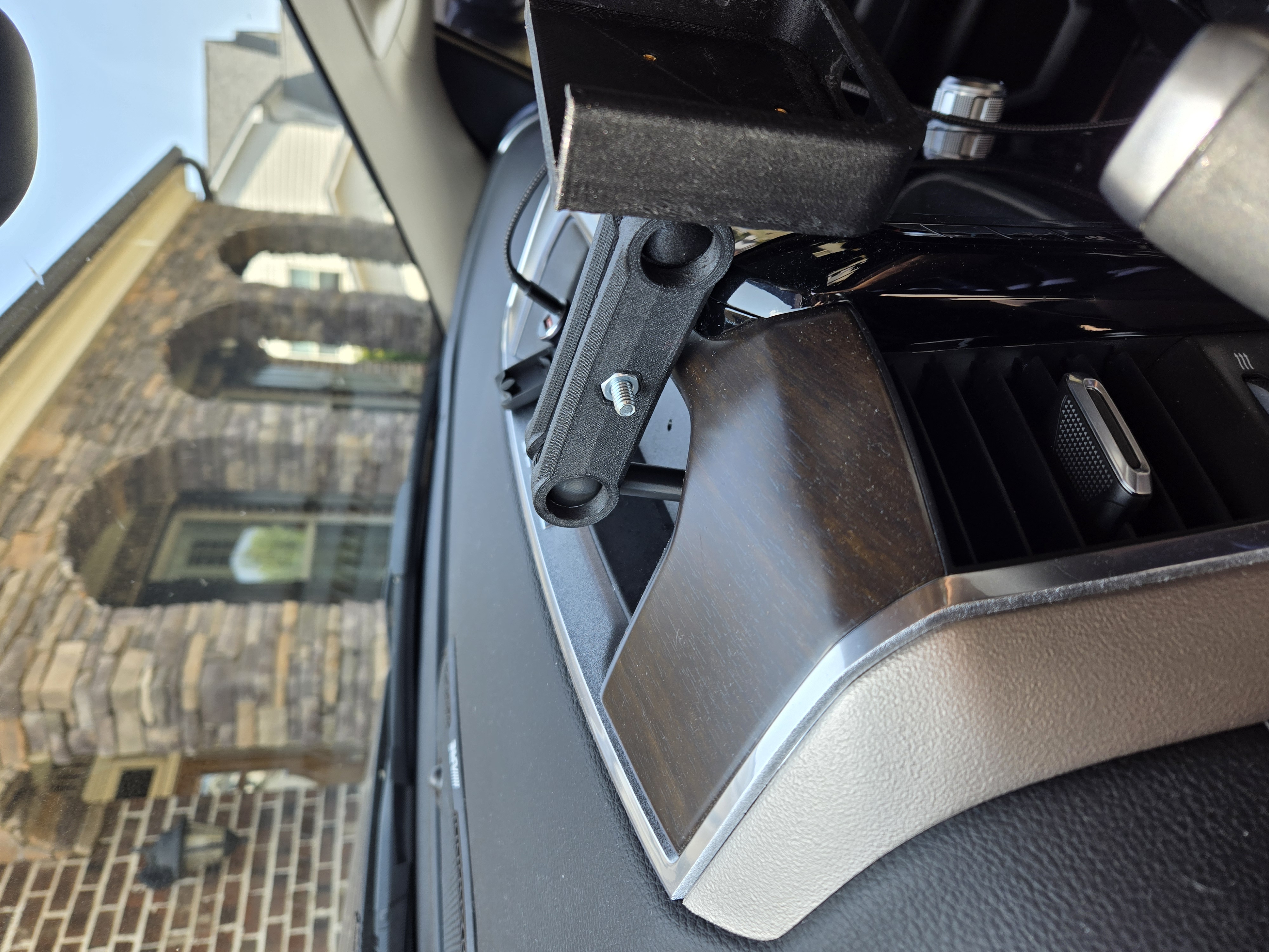 RAM Phone Mount for Dodge RAM 2500 / 3500 — thumbnail 3
