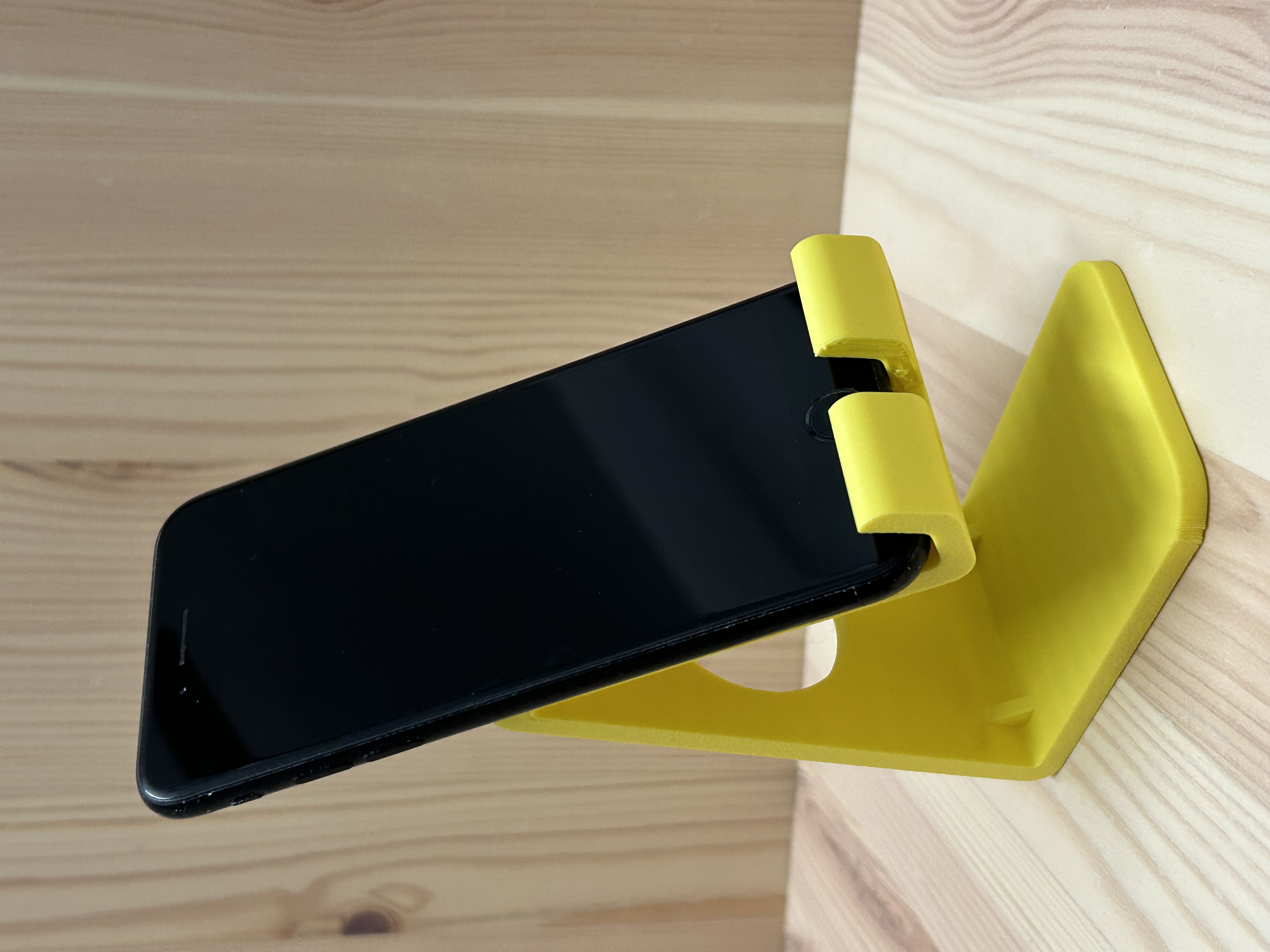 Simplistic Phone Stand — thumbnail 10
