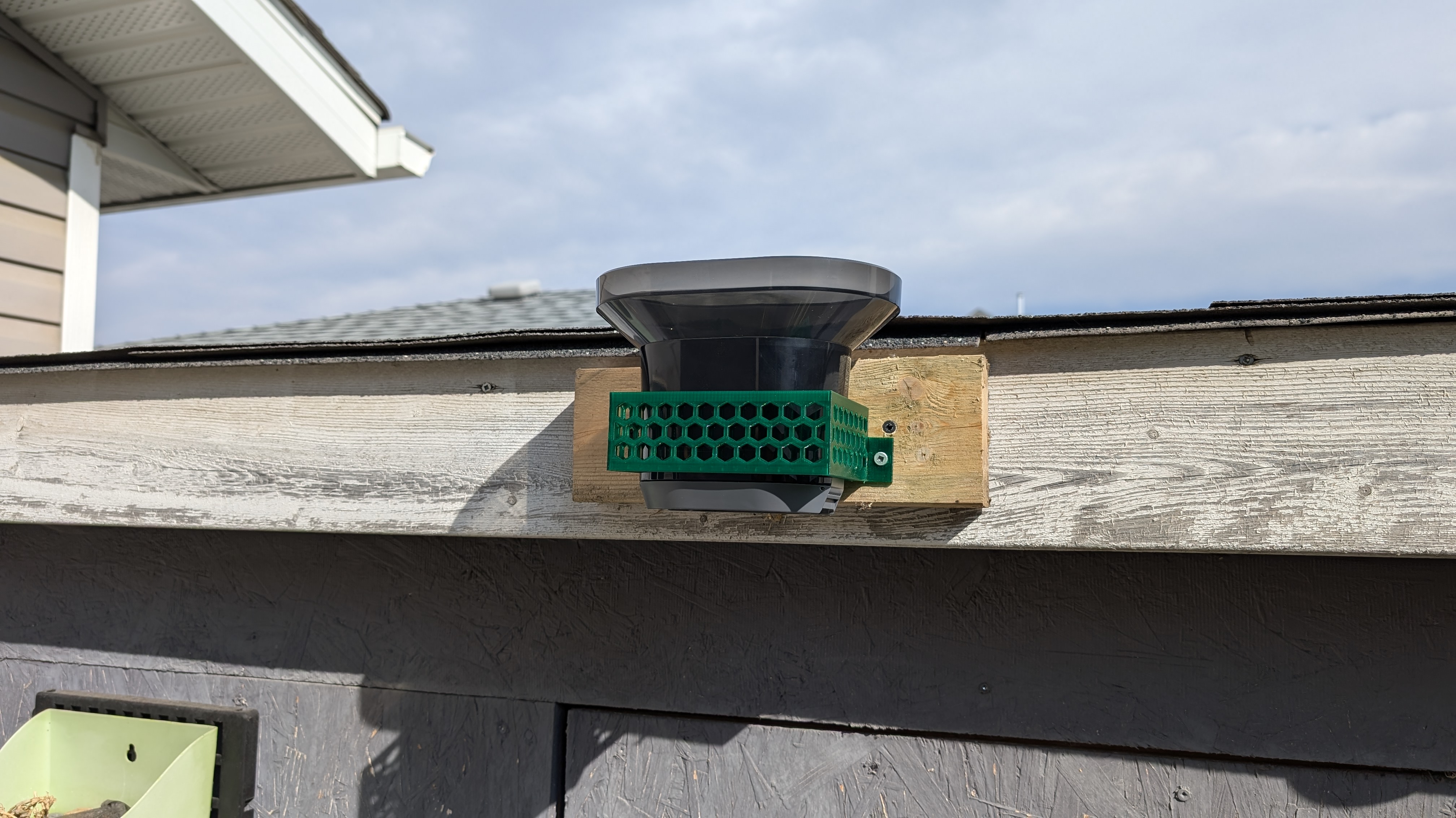 La Crosse Technology Rain Meter bracket — miniatura 2