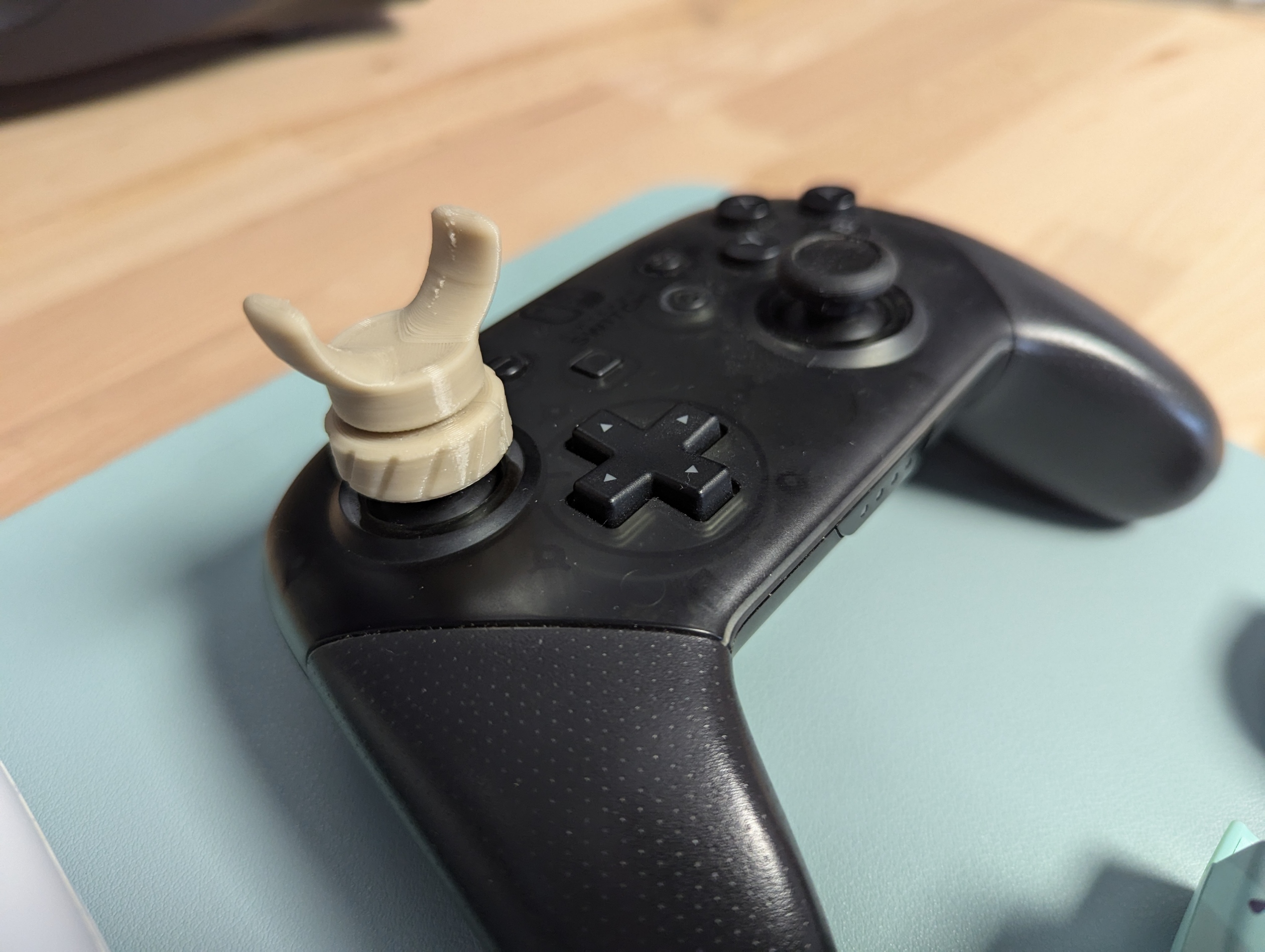 Thumbstick topper system for multiple controllers — thumbnail 5