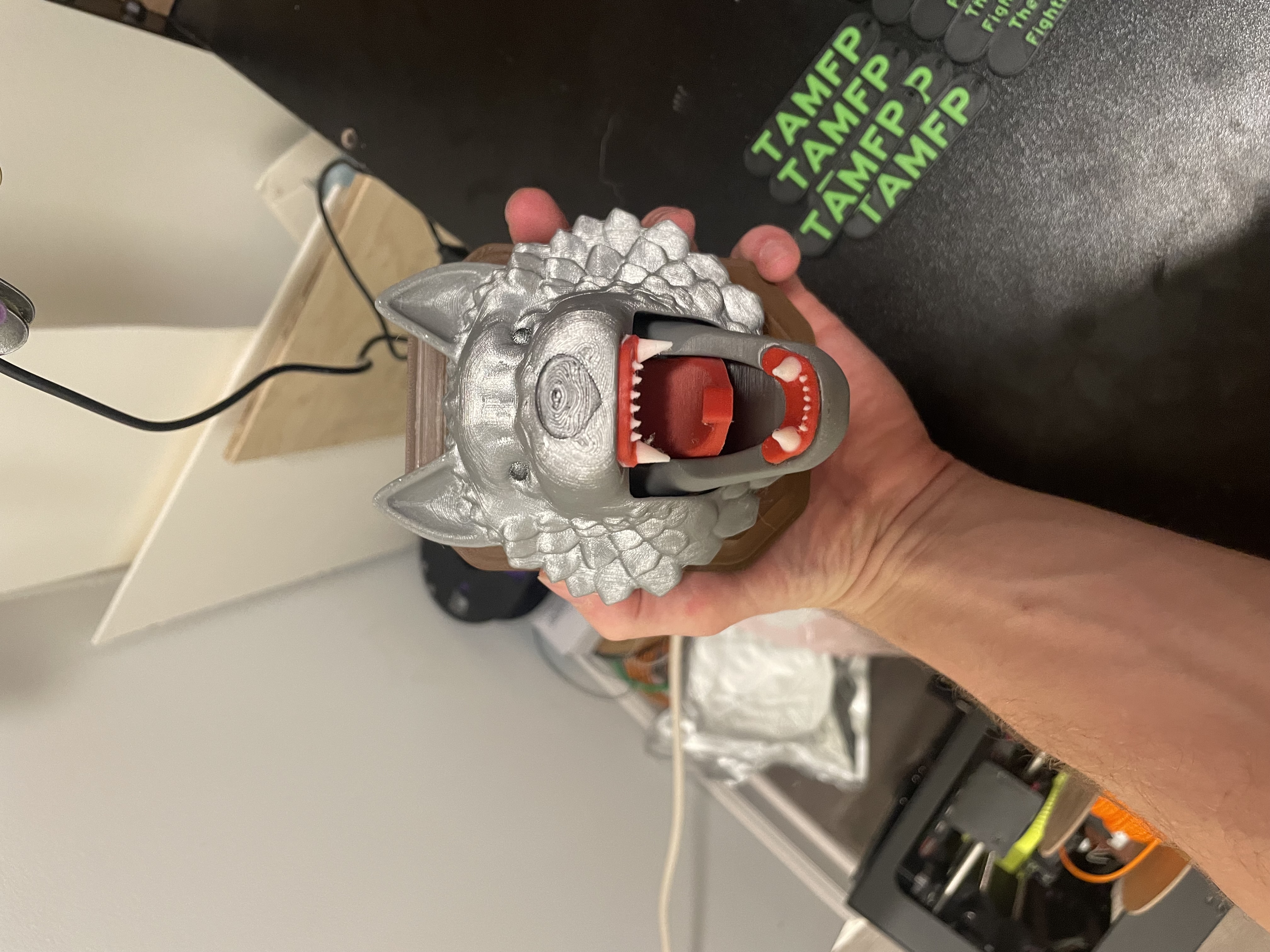 Wolf Coat RackPlaque by WOLFE Download free STL model