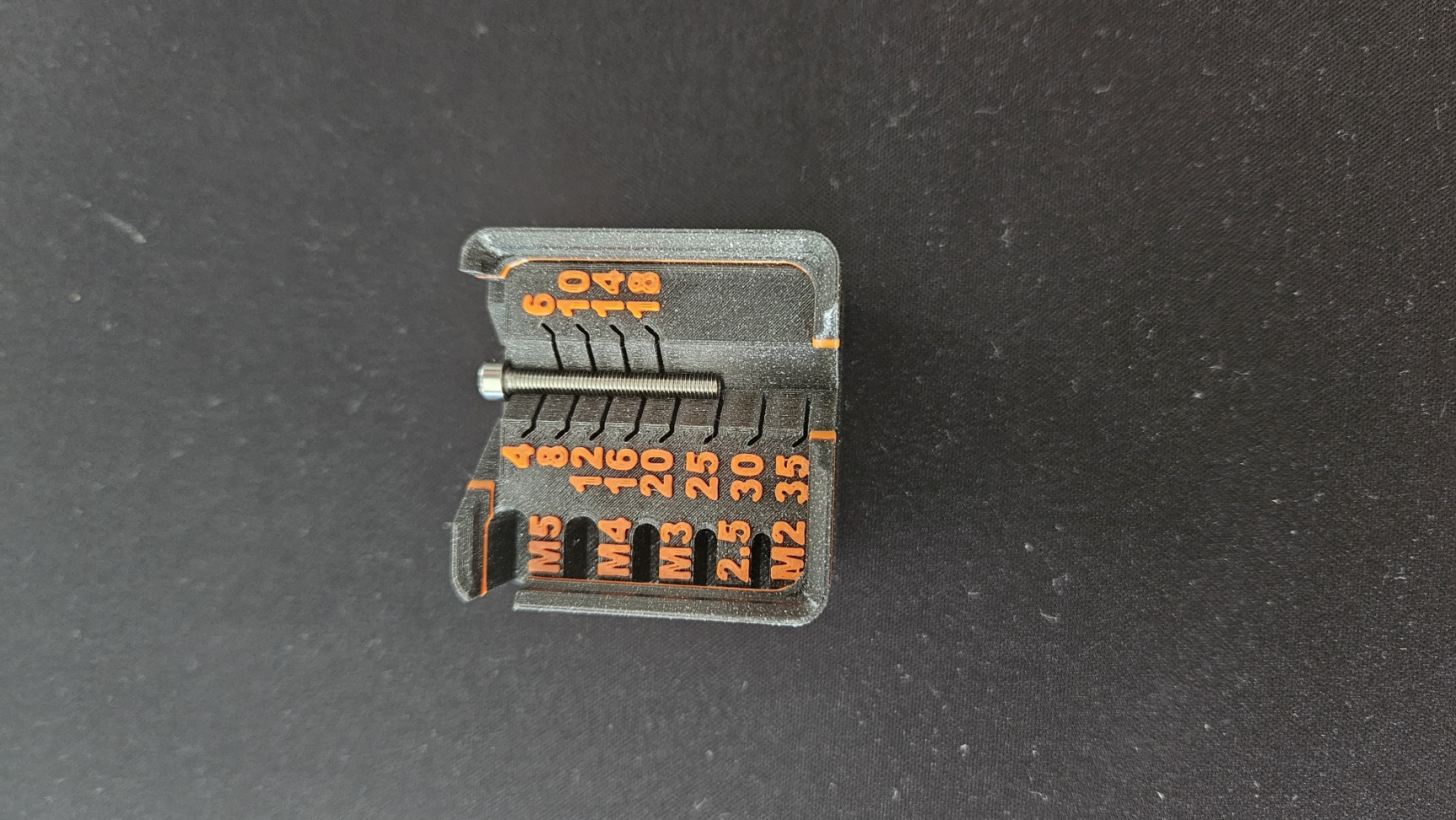 metric_screw_measure