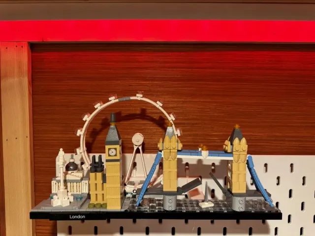 Skadis Wall Mounts for NY, London, and Paris LEGO Architecture Skylines