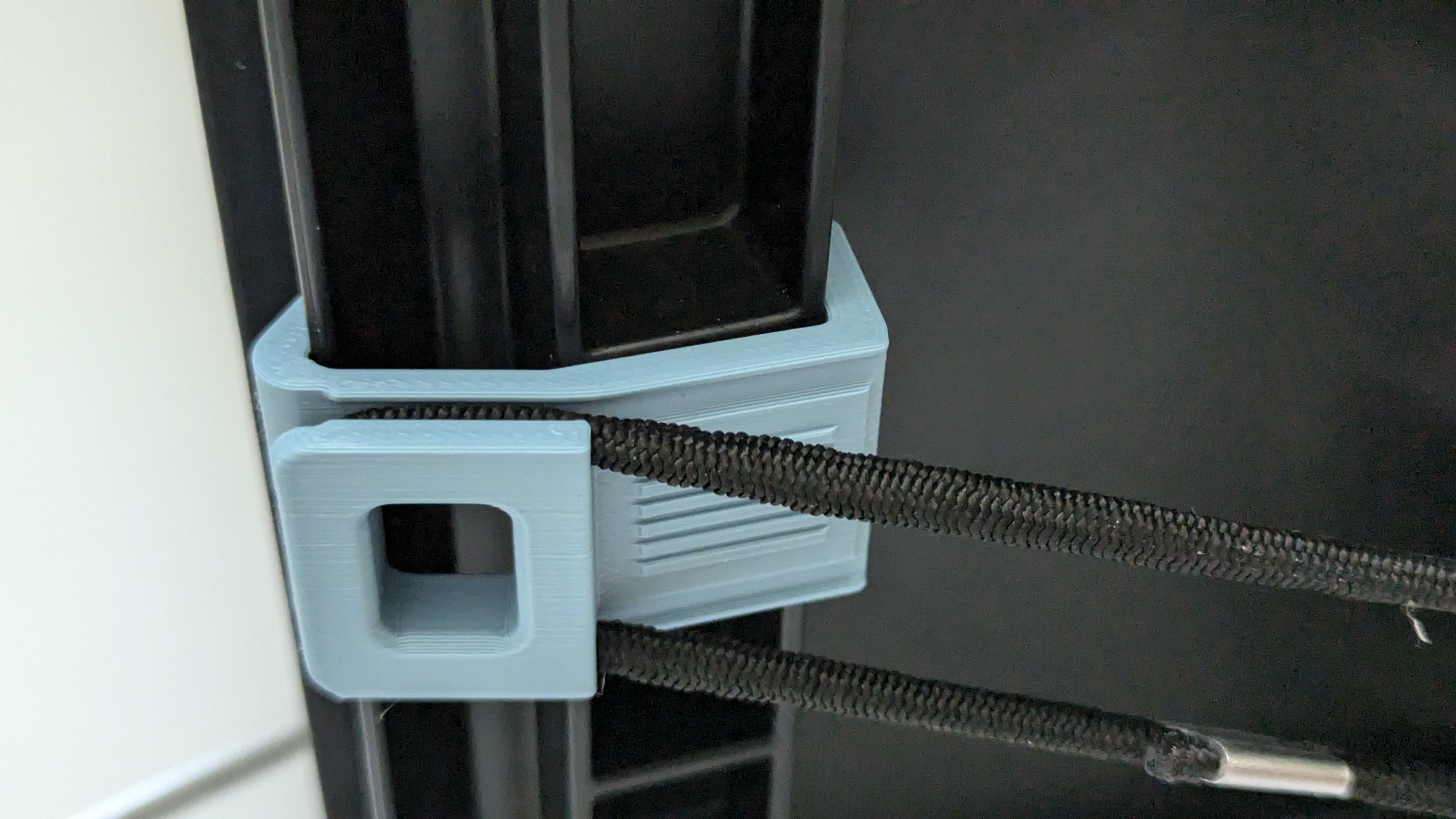 Auer Eurobox/Trobolo Clips for Rubber Bungee Attachment