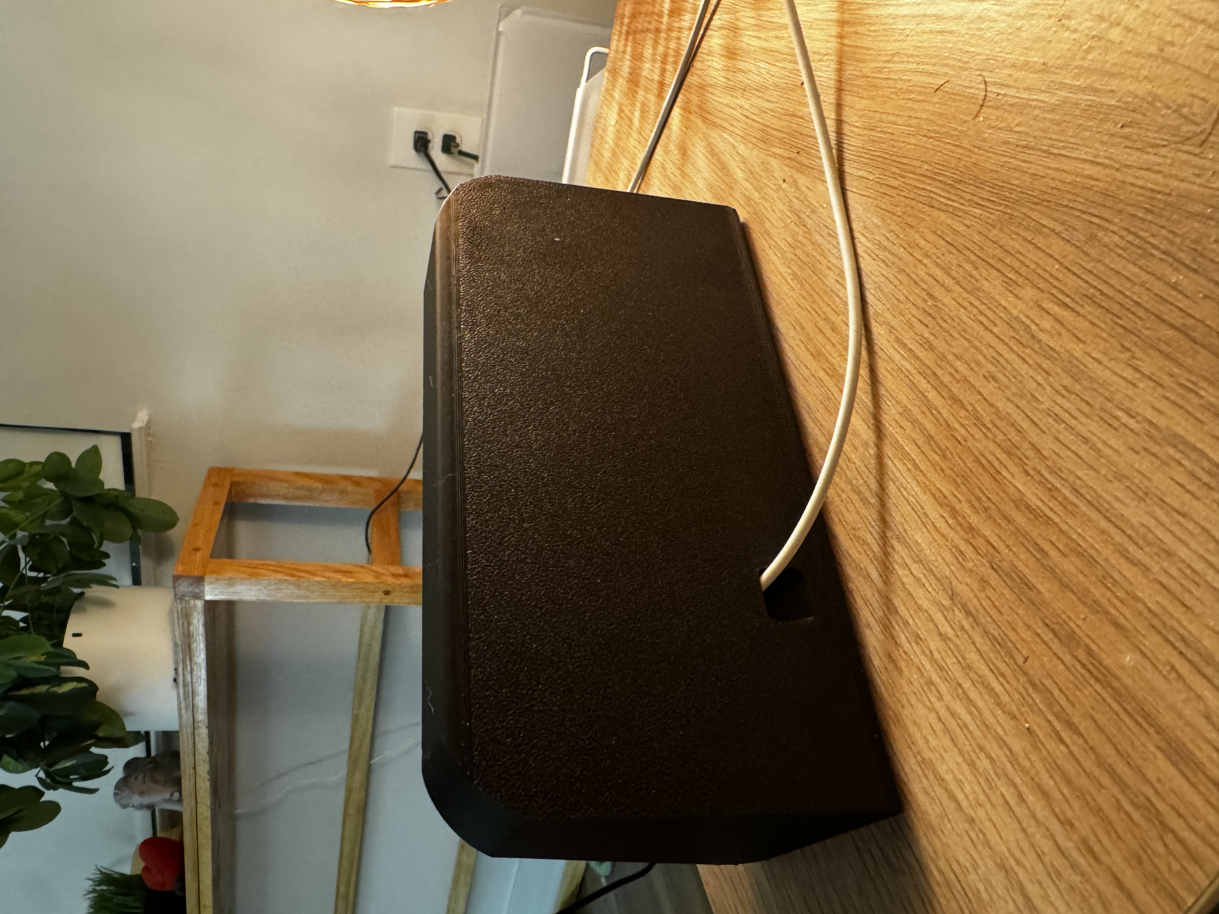 iPhone 15 Pro Max Case Friendly Standby Mode Dock — thumbnail 3