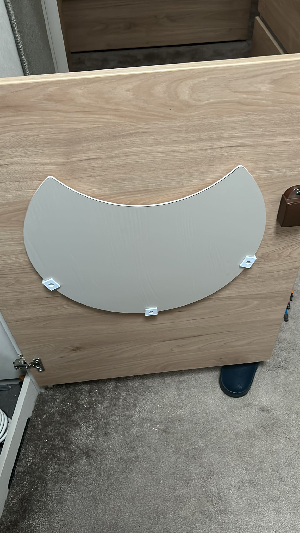 Halterung für Spülenabdeckung - Dethleffs