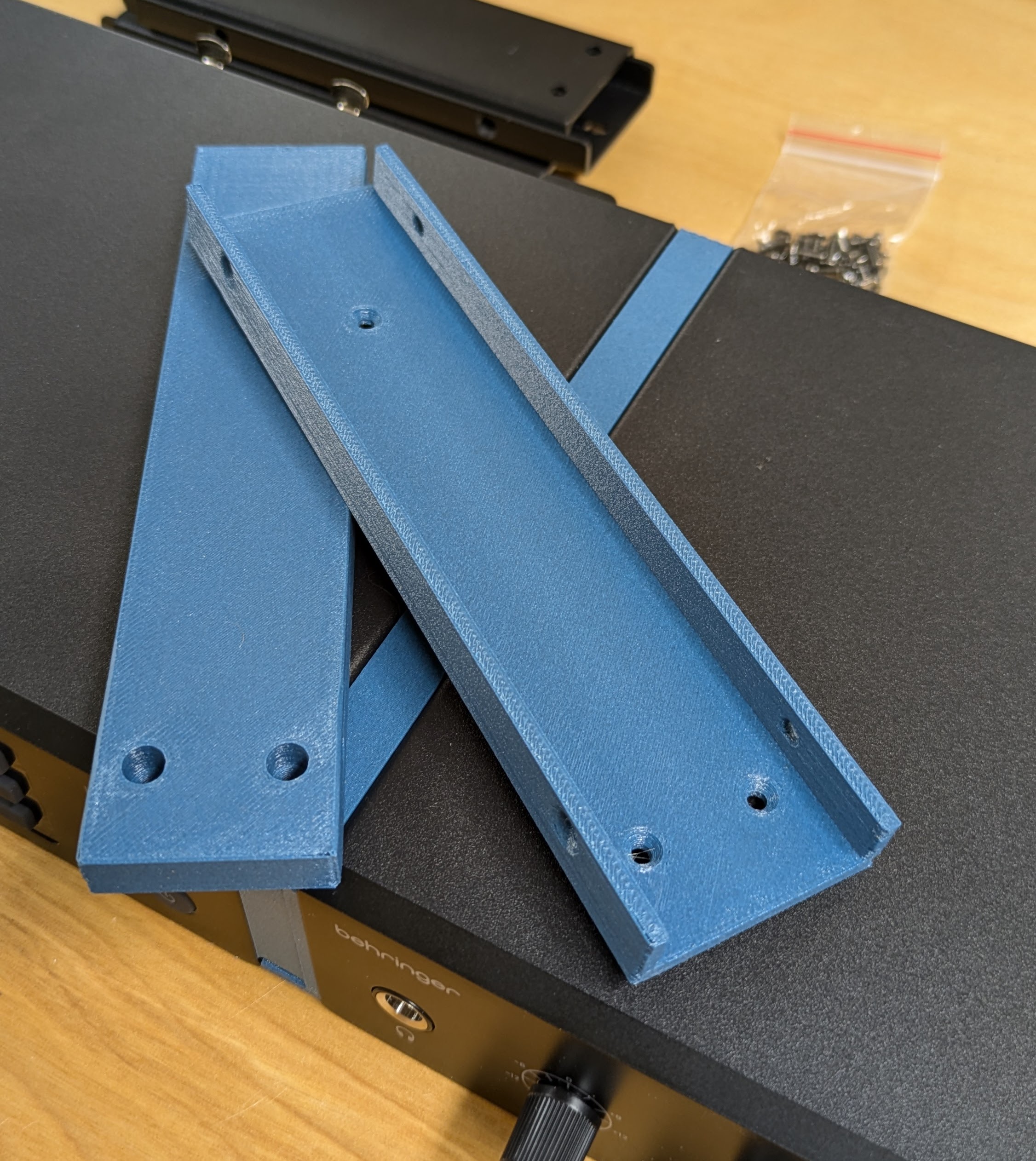 Behringer UL 1000G2 Dual Mount Bracket