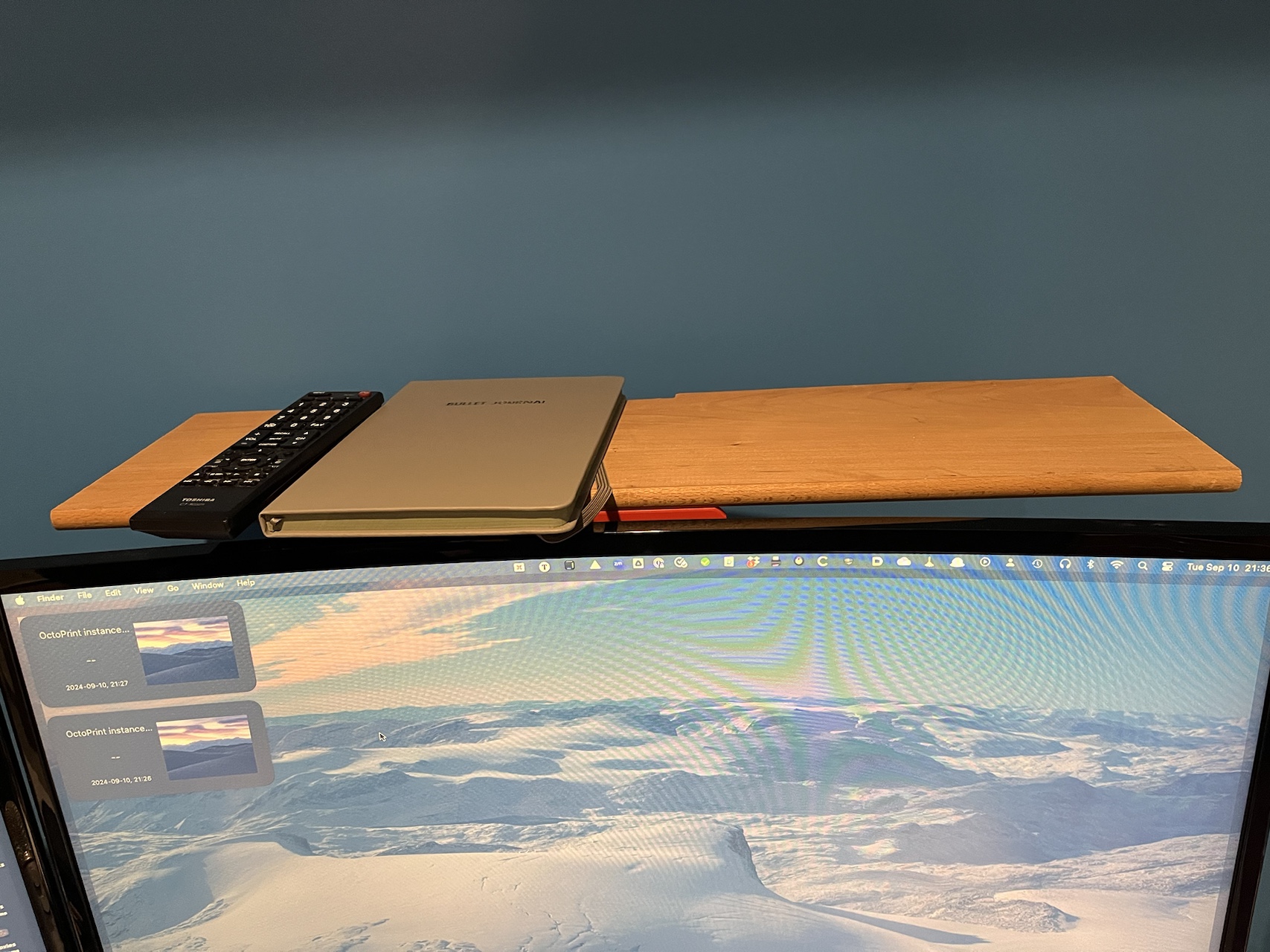 Over Monitor shelf bracket VESA Mount