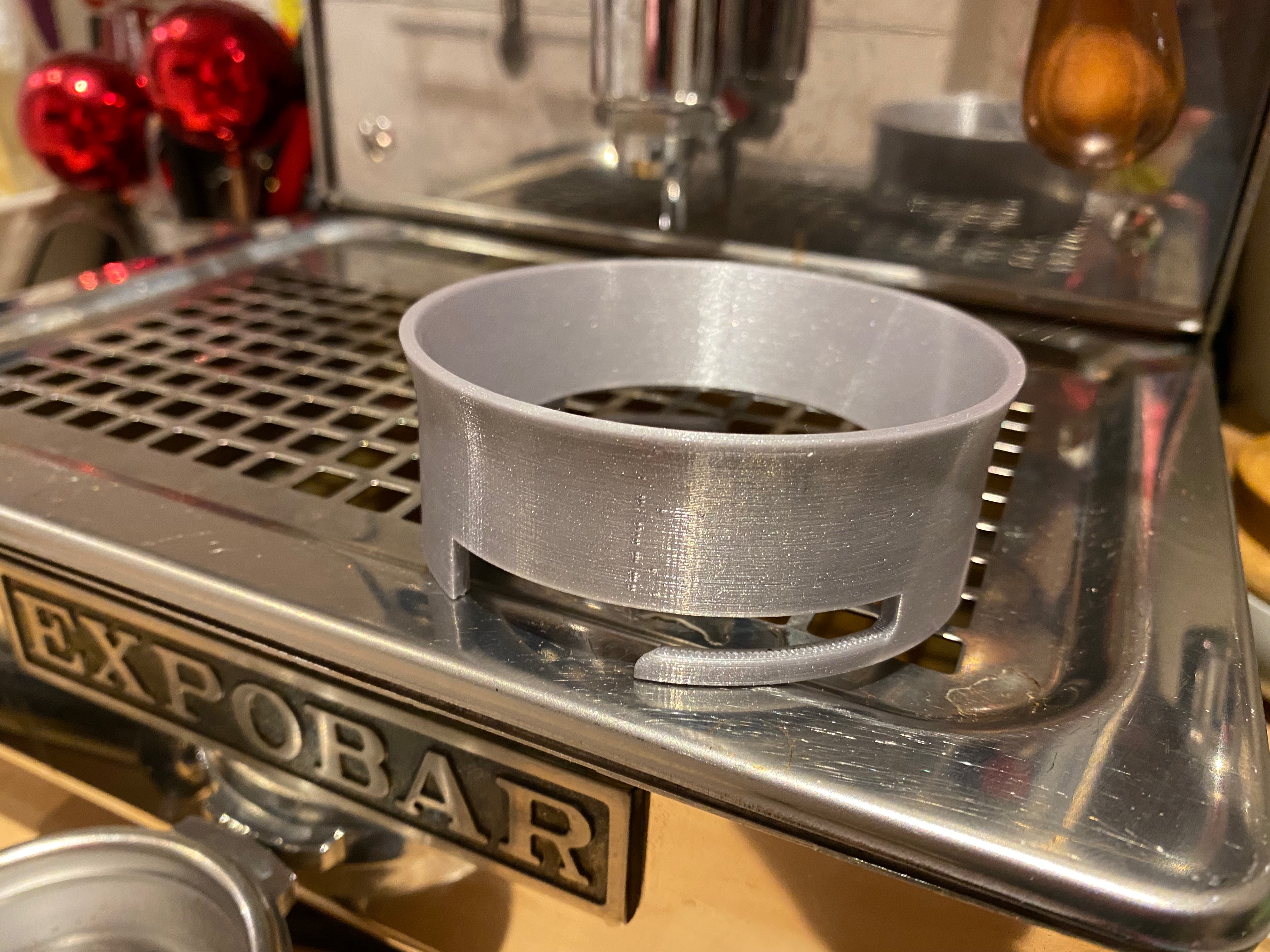 E61 Dosing funnel