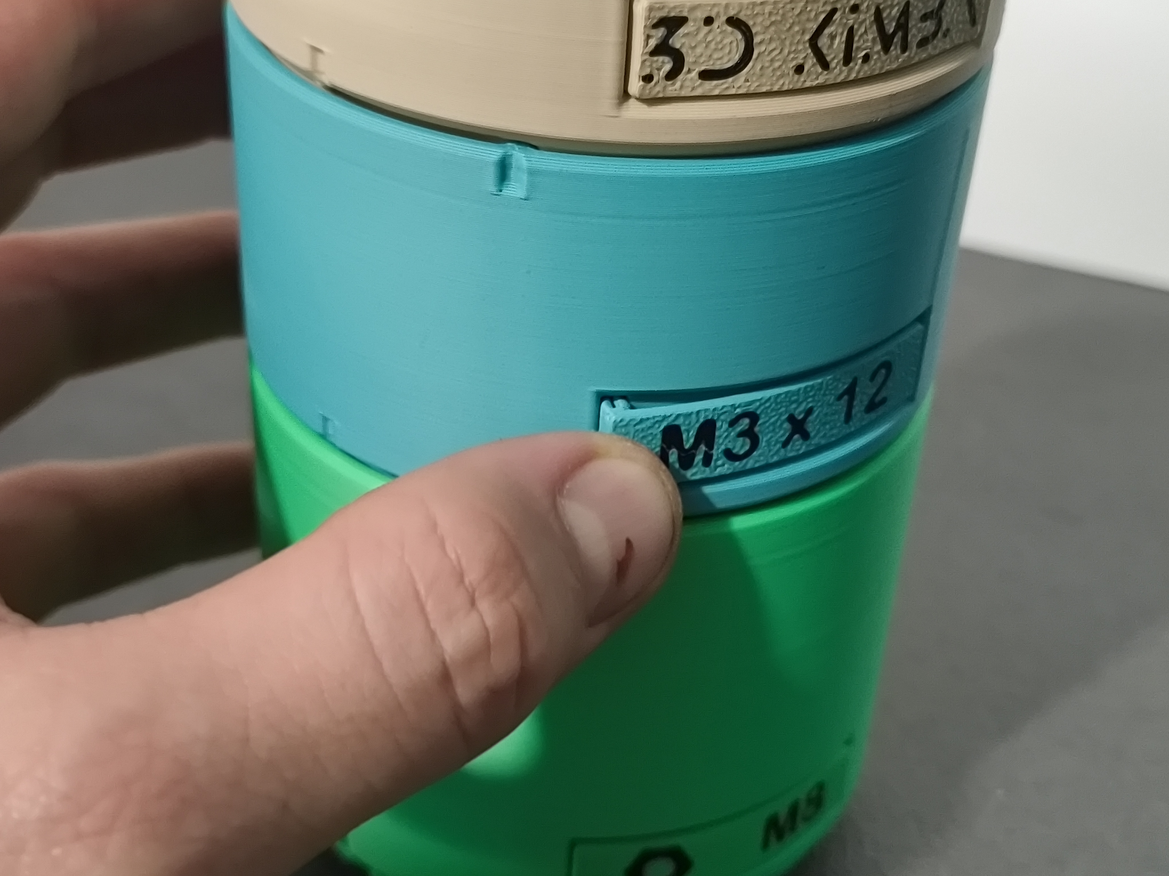 Cylindrical Stackable Containers: Organize Your Loose Items with a Twist — miniatura 12