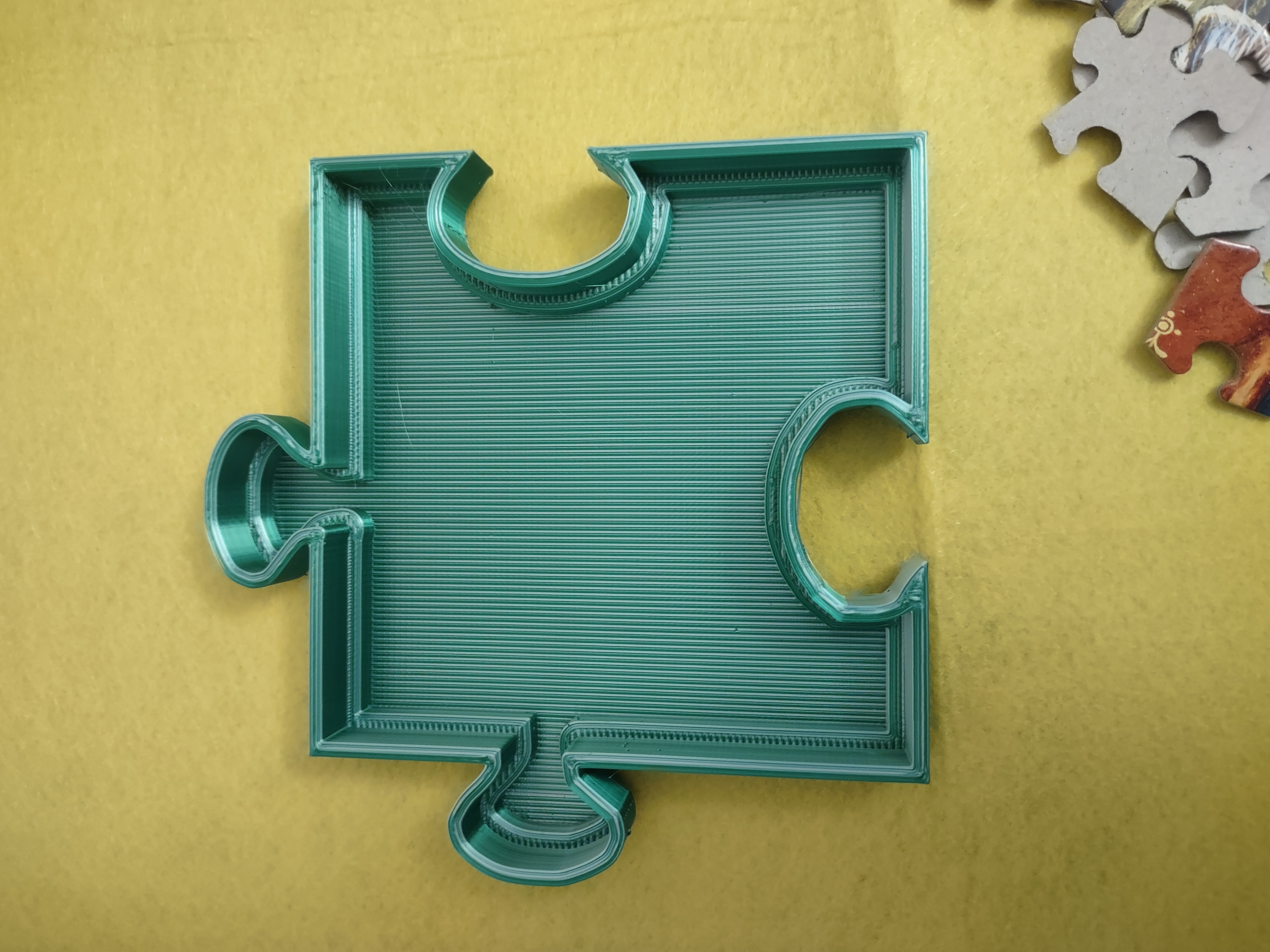 Miniatura 2 do modelo 3D Jigsaw Puzzle Sorting Tray