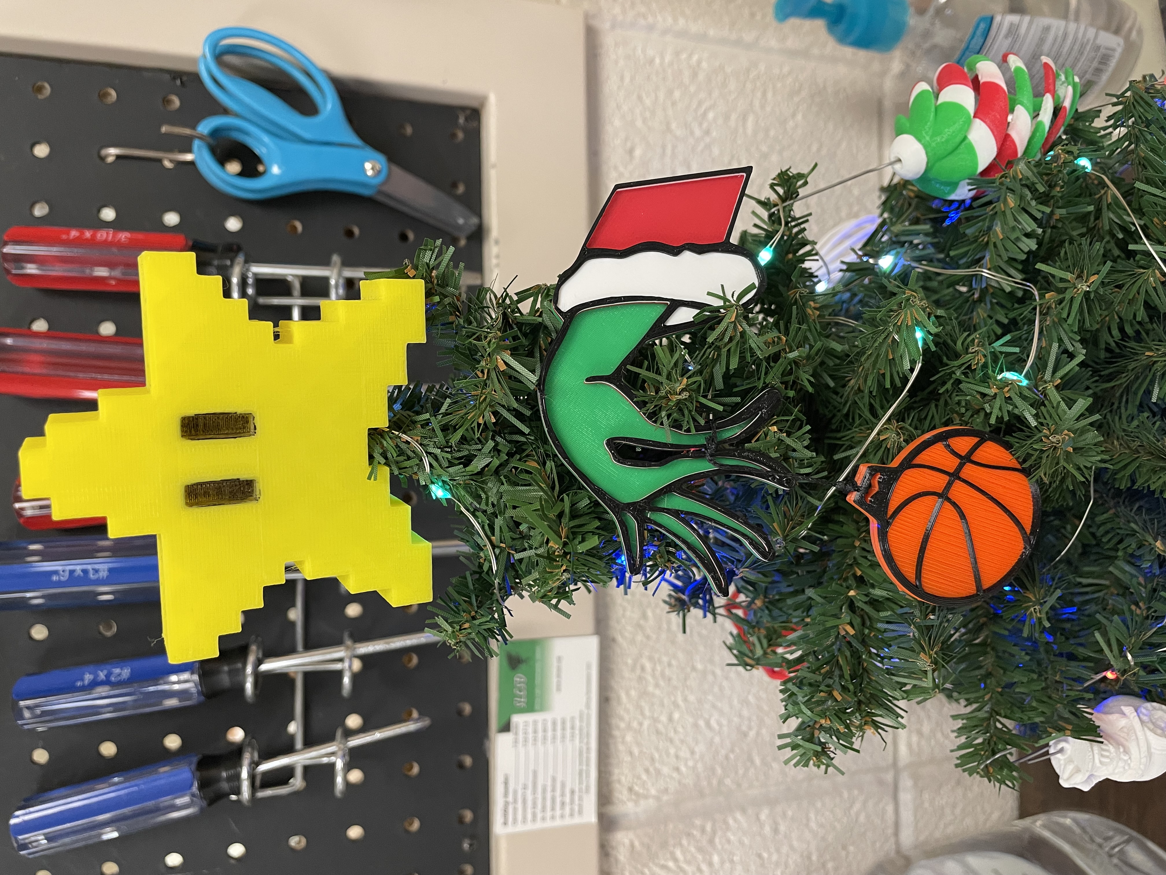 Miniatura 3 do modelo 3D Grinch Hand