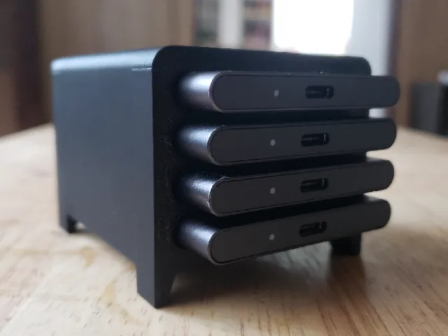 Samsung T7 4-Bay Drive Dock